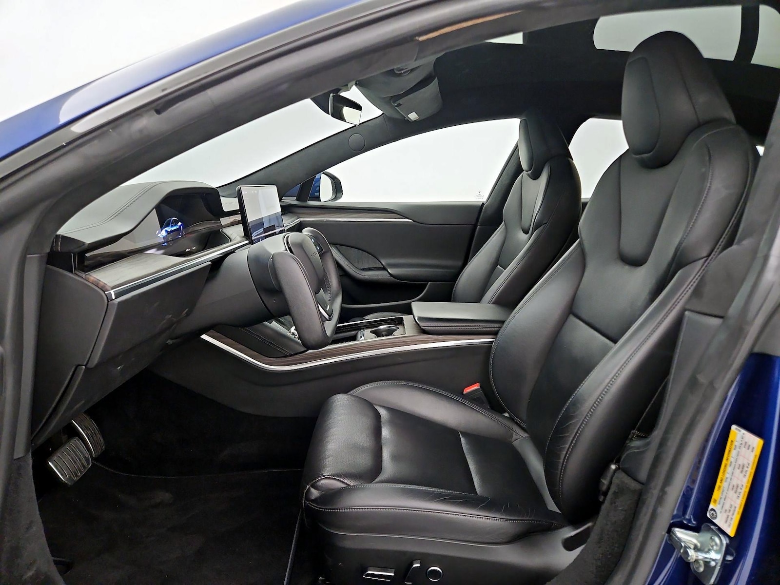2022 Tesla Model S - Photo 12
