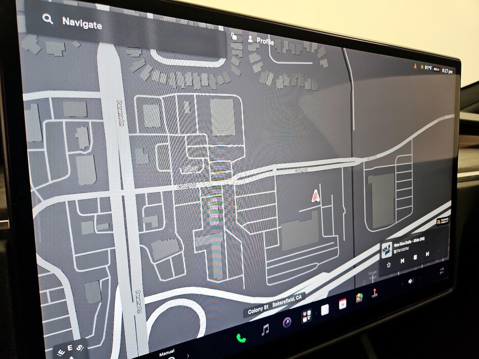 2022 Tesla Model S - Photo 14