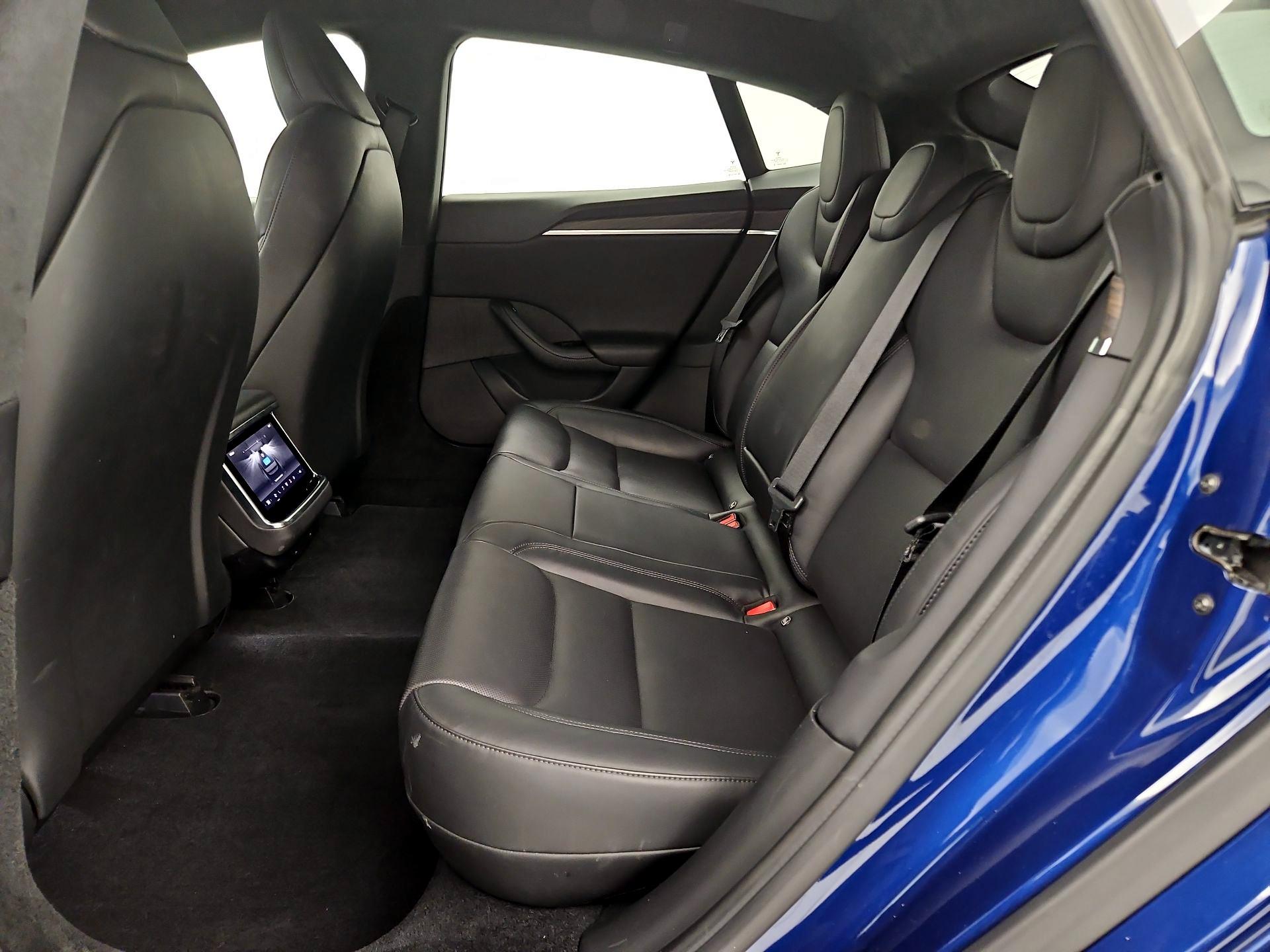 Thumbnail: 2022 Tesla Model S - 19