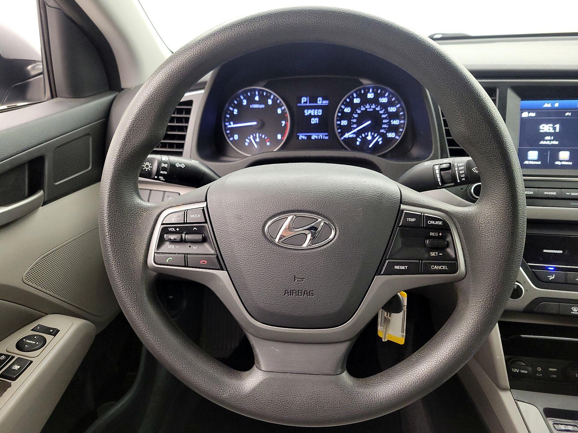 Thumbnail: 2017 Hyundai Elantra - 10