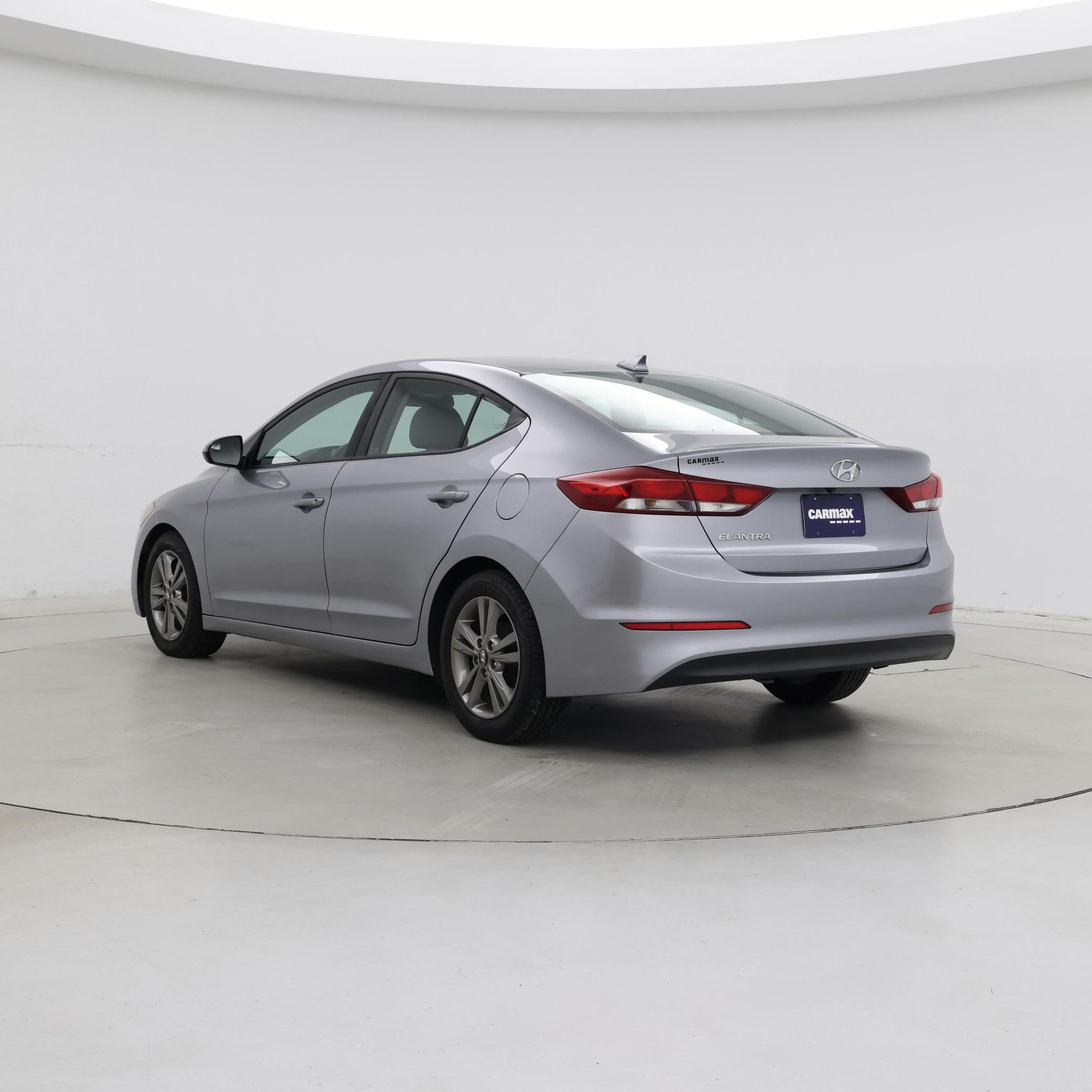Thumbnail: 2017 Hyundai Elantra - 2