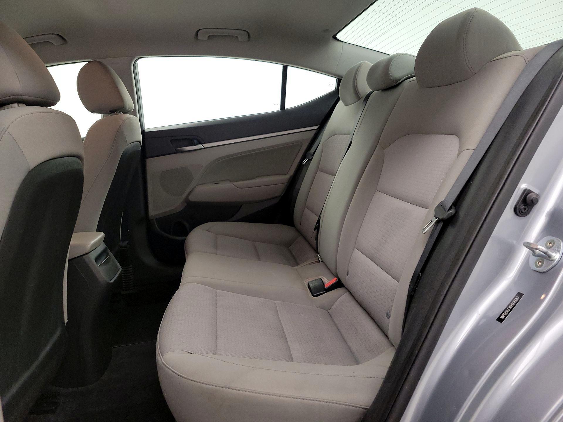 Thumbnail: 2017 Hyundai Elantra - 19
