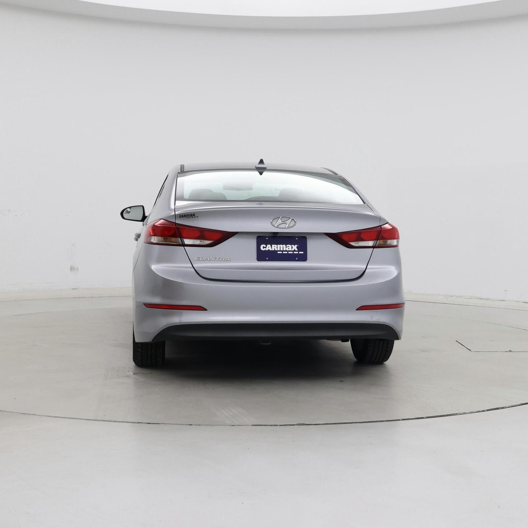 Thumbnail: 2017 Hyundai Elantra - 6