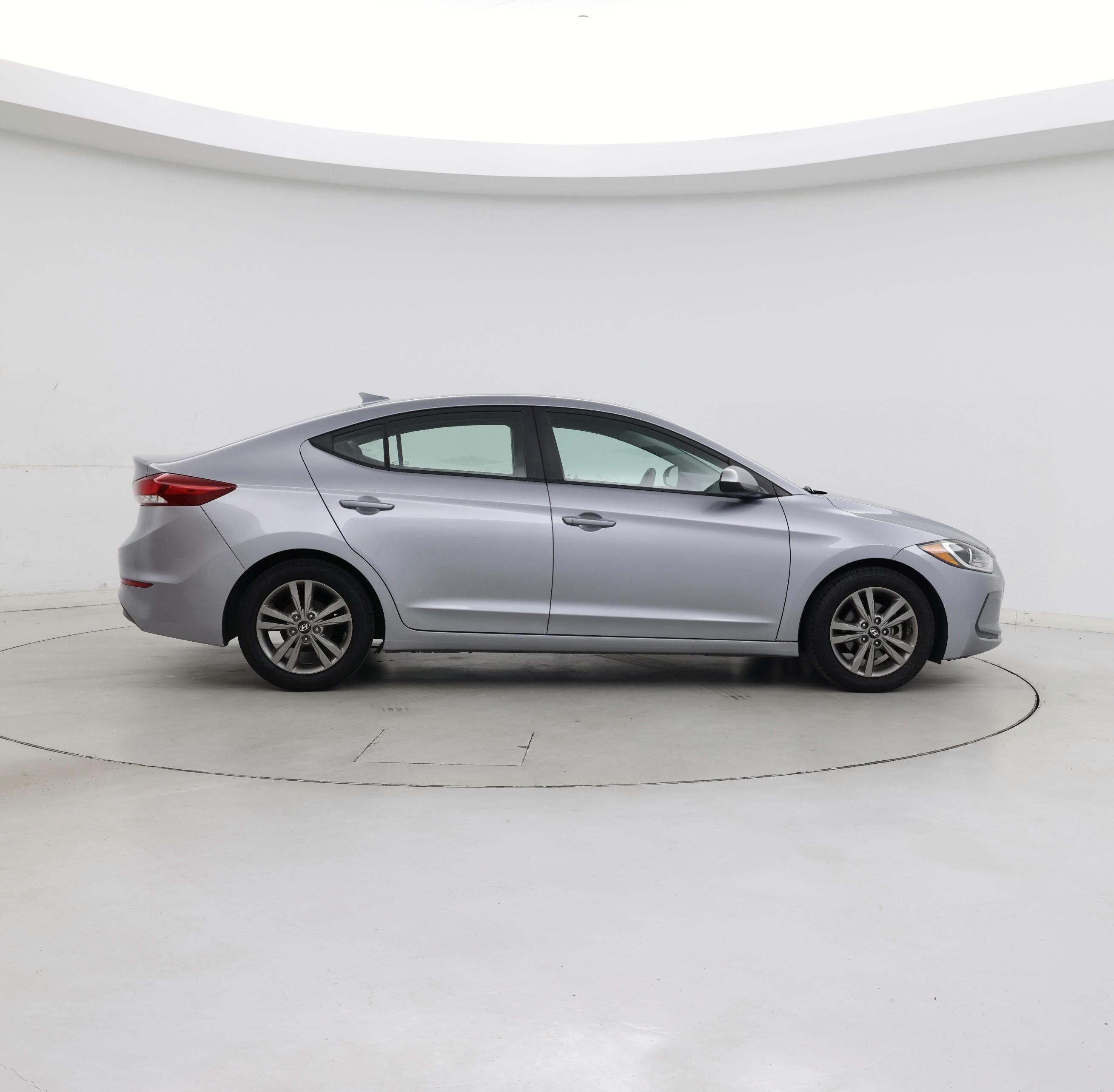 Thumbnail: 2017 Hyundai Elantra - 7