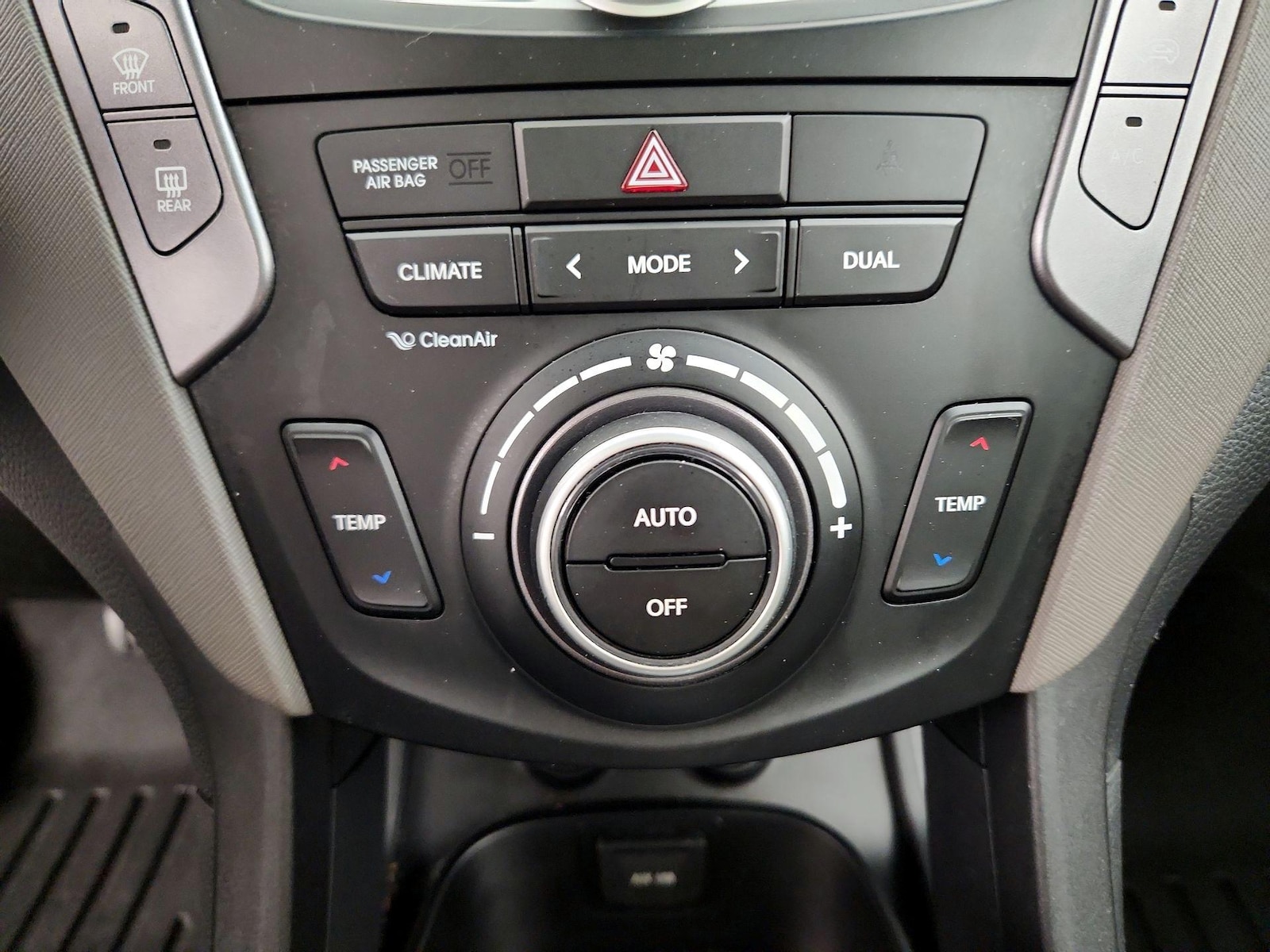 2015 Hyundai Santa Fe Sport - Photo 18