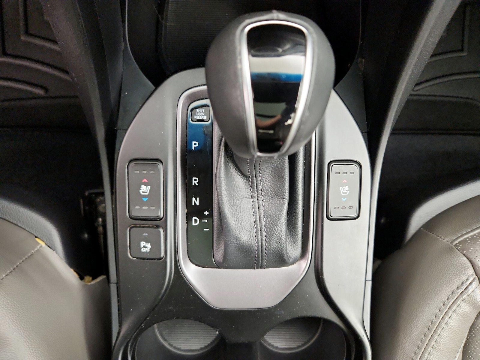 2015 Hyundai Santa Fe Sport - Photo 19