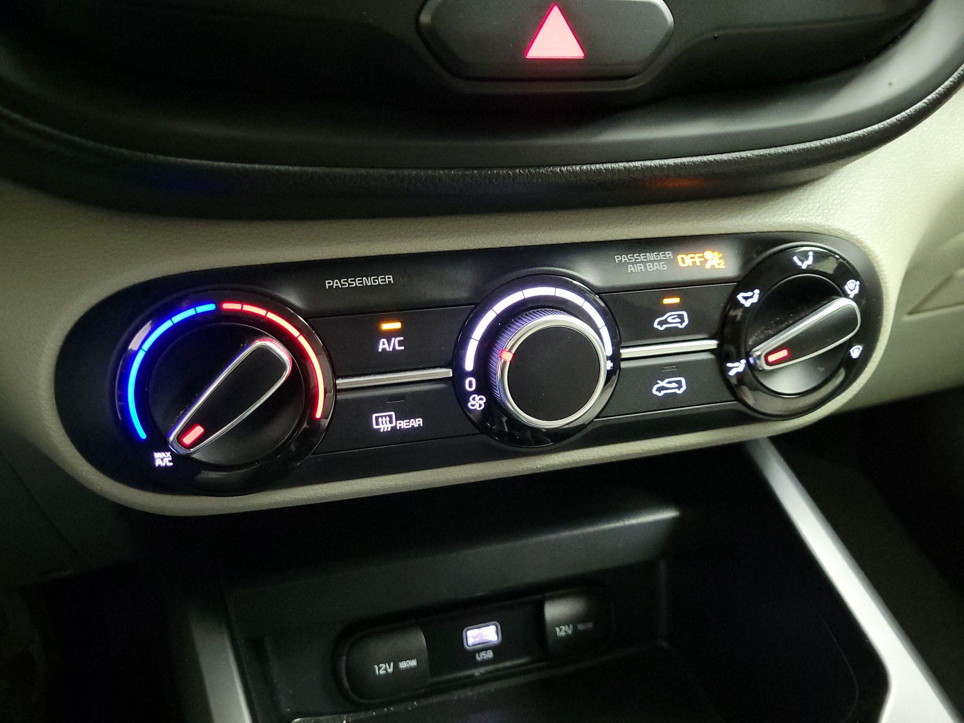 Thumbnail: 2023 Kia Soul - 16
