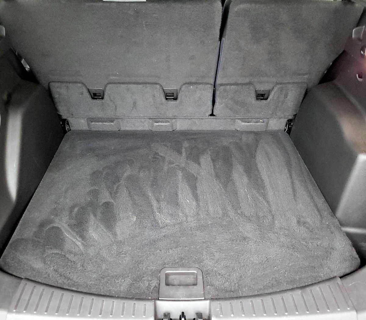Trunk/Cargo (Seats Up)