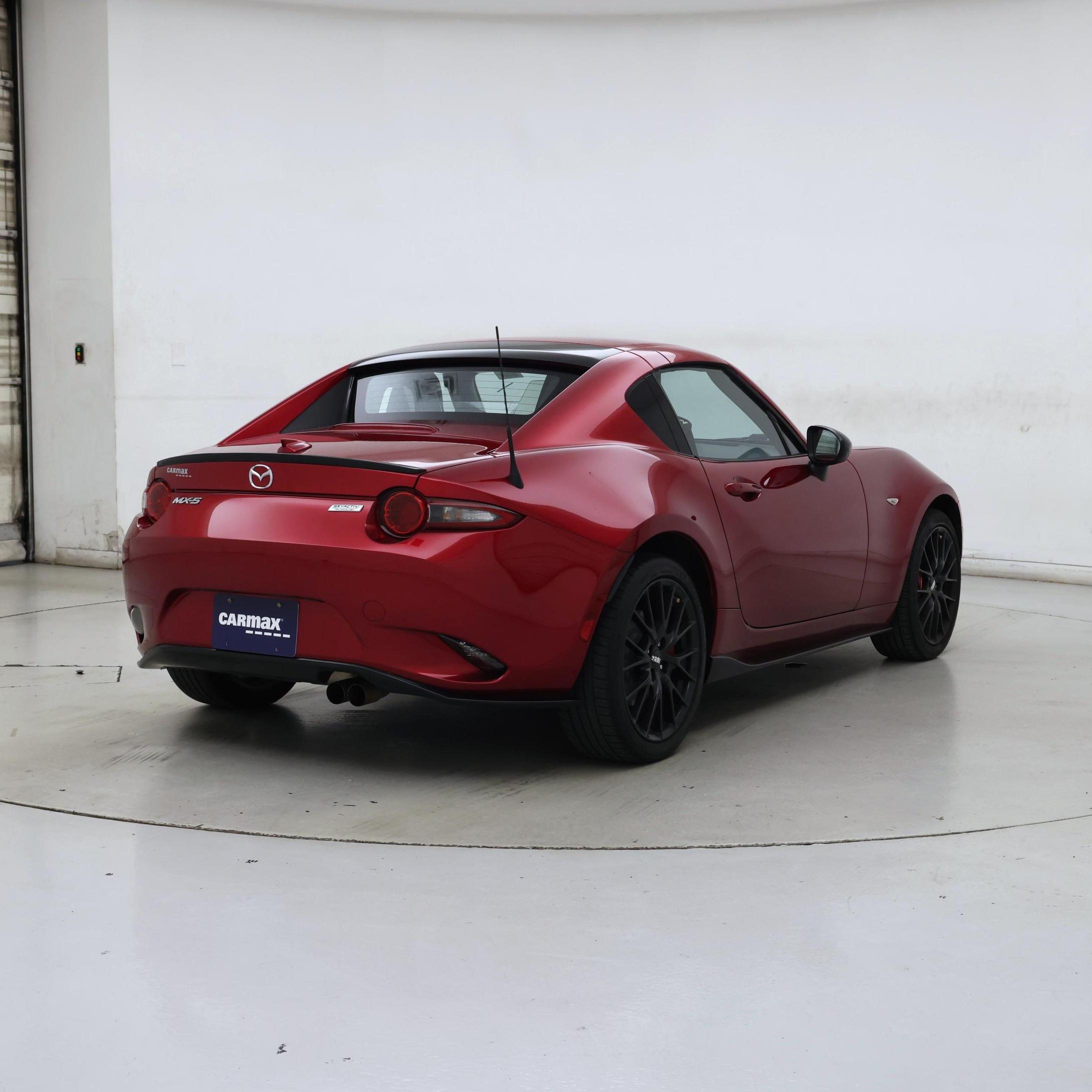 Thumbnail: 2018 Mazda MX-5 Miata - 8