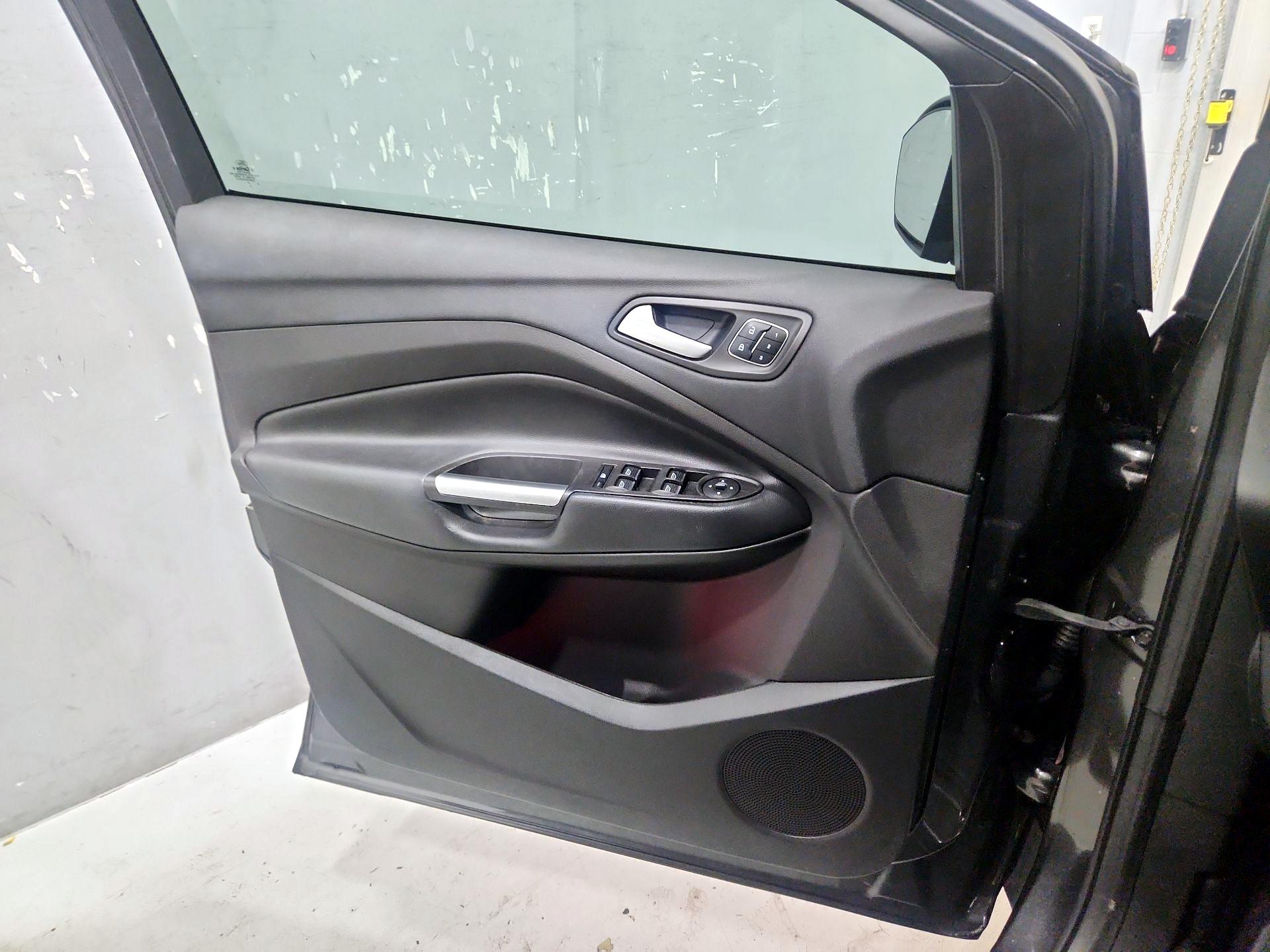 Thumbnail: 2018 Ford Escape - 12