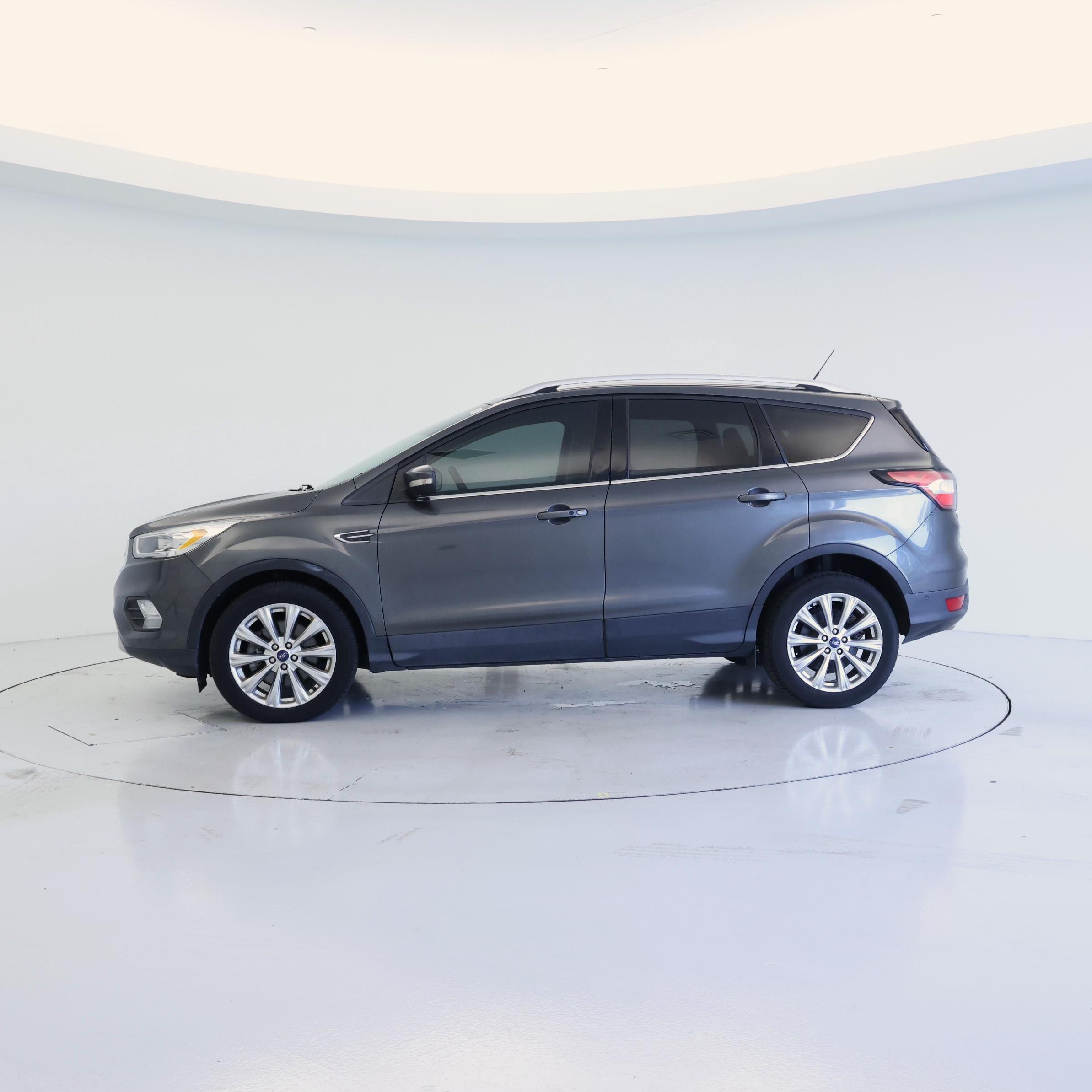 Thumbnail: 2018 Ford Escape - 3