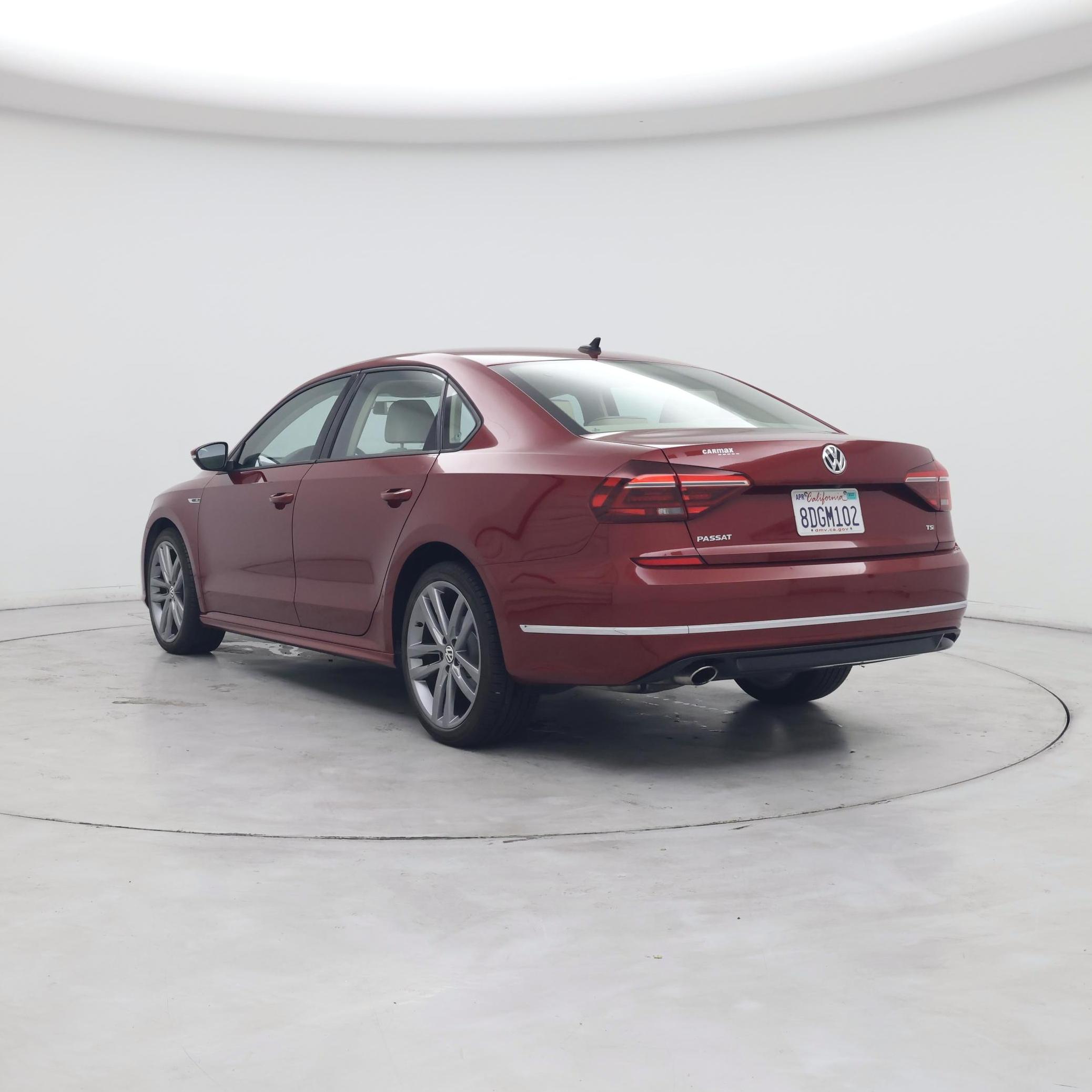 Thumbnail: 2018 Volkswagen Passat - 2