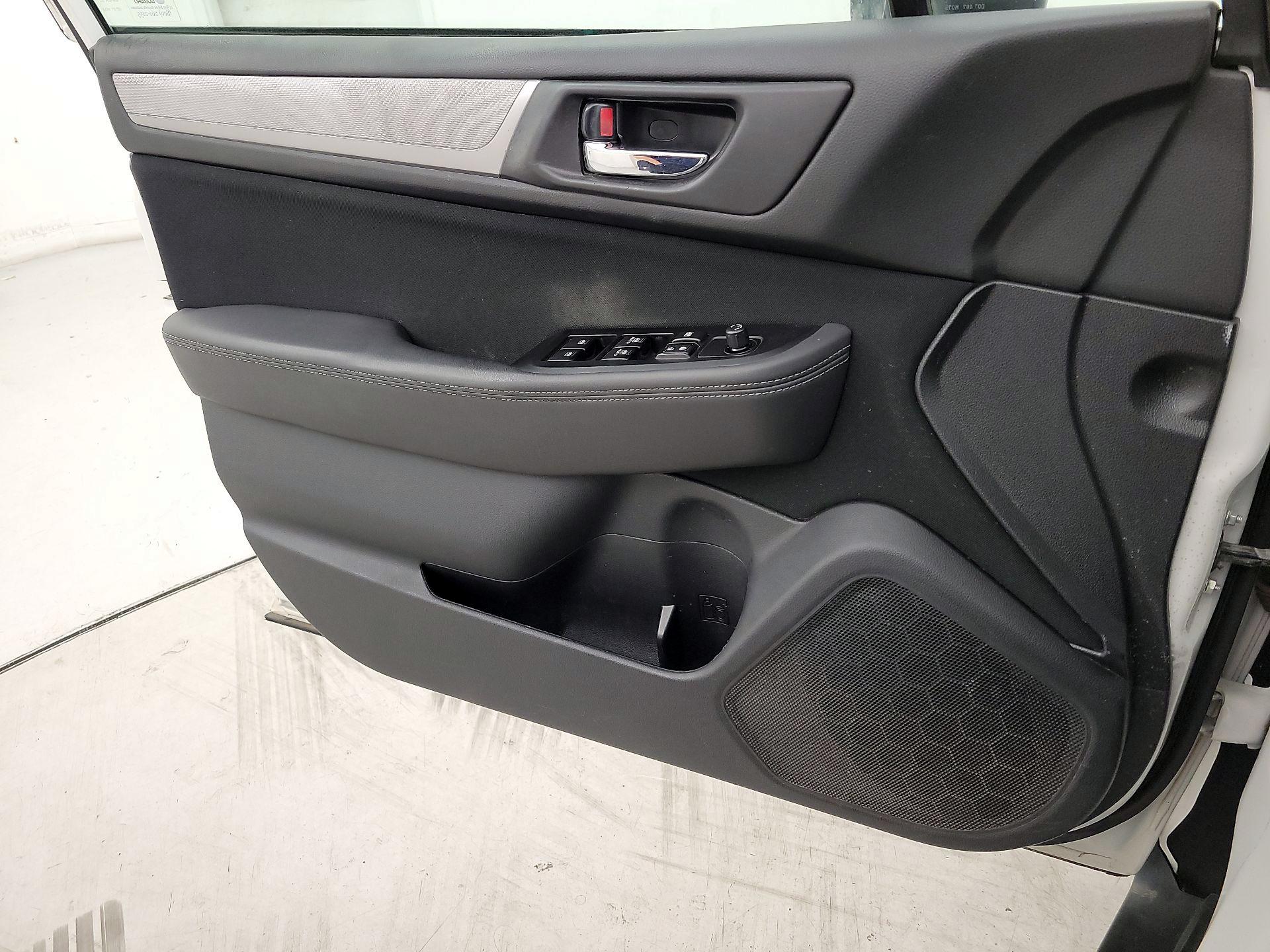 Thumbnail: 2019 Subaru Outback - 12
