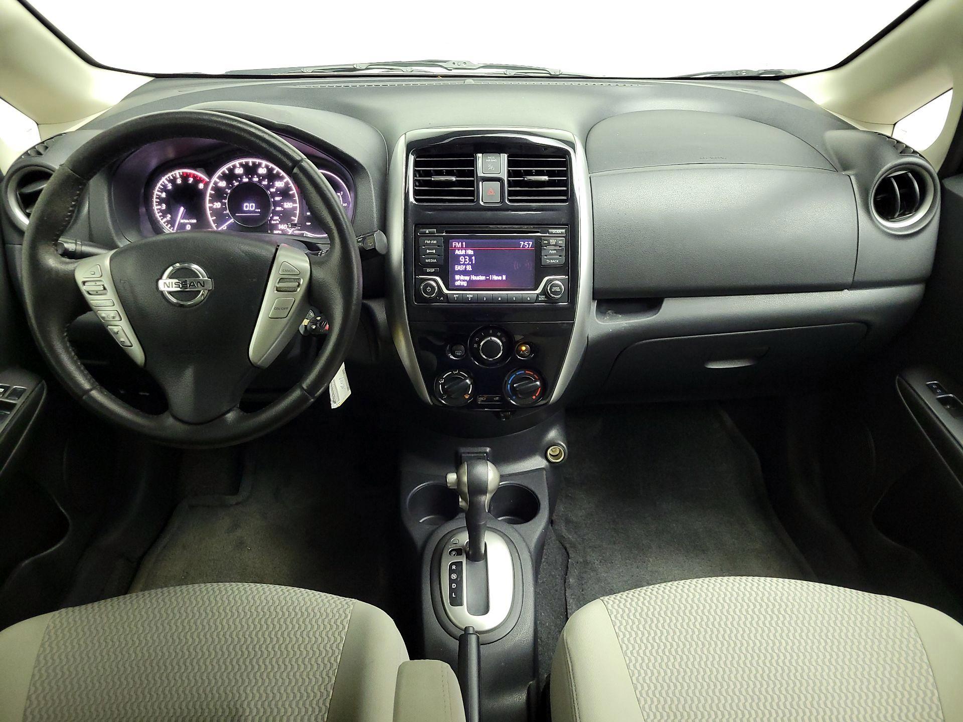 Thumbnail: 2017 Nissan Versa Note - 9