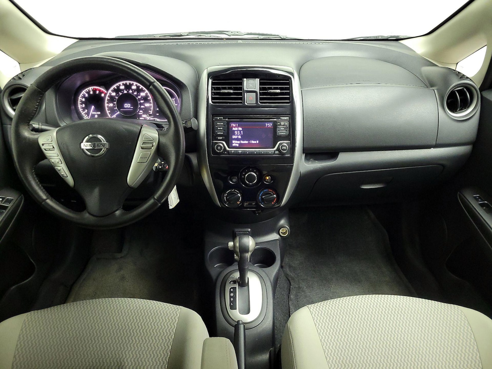 2017 Nissan Versa Note SV - Photo 10