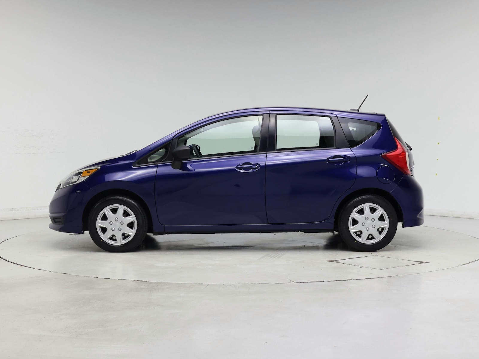 2017 Nissan Versa Note SV - Photo 4