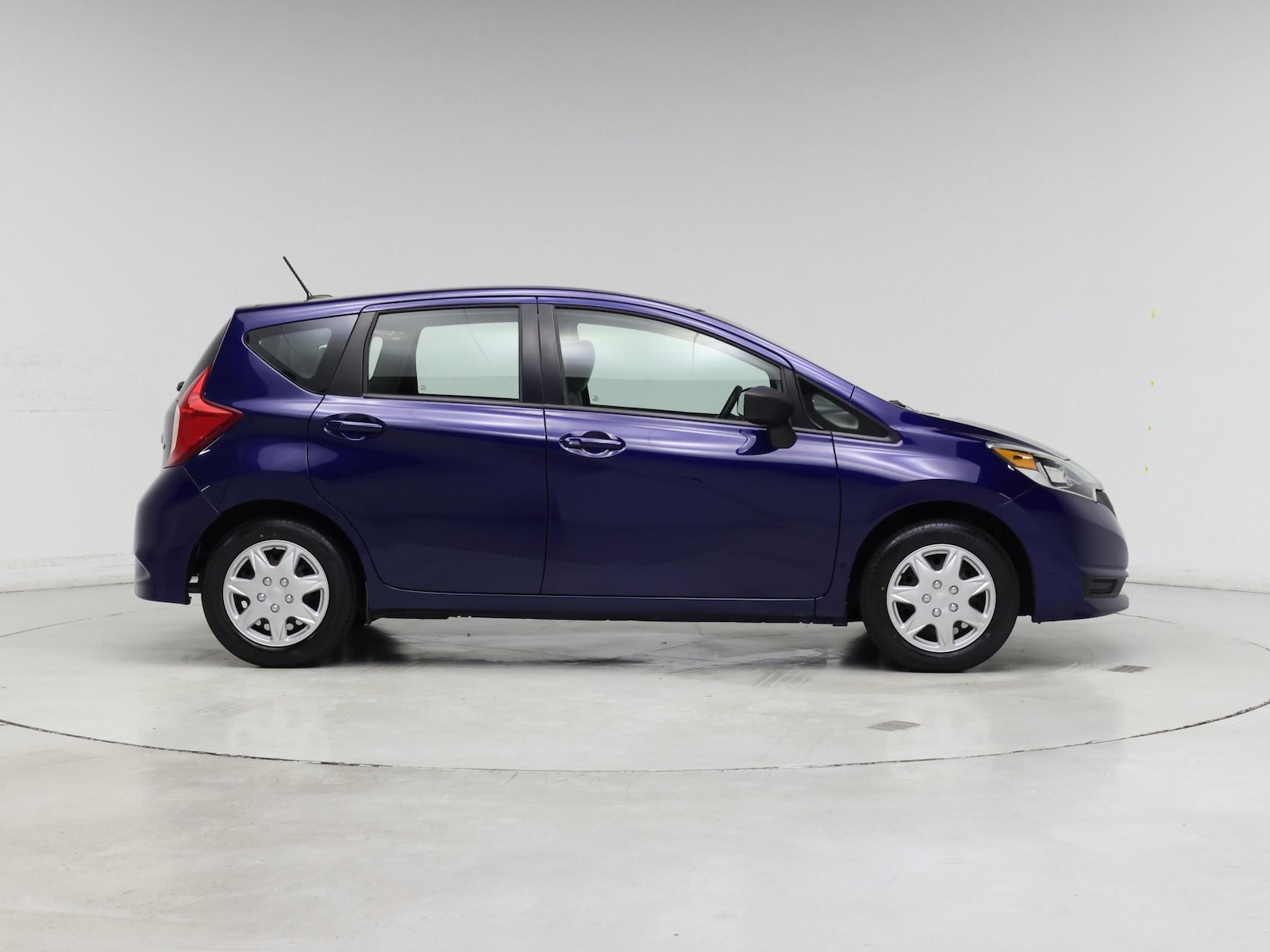 2017 Nissan Versa Note SV - Photo 8