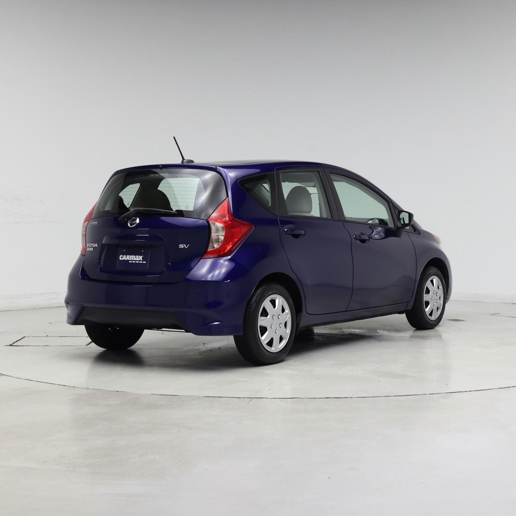 Thumbnail: 2017 Nissan Versa Note - 8