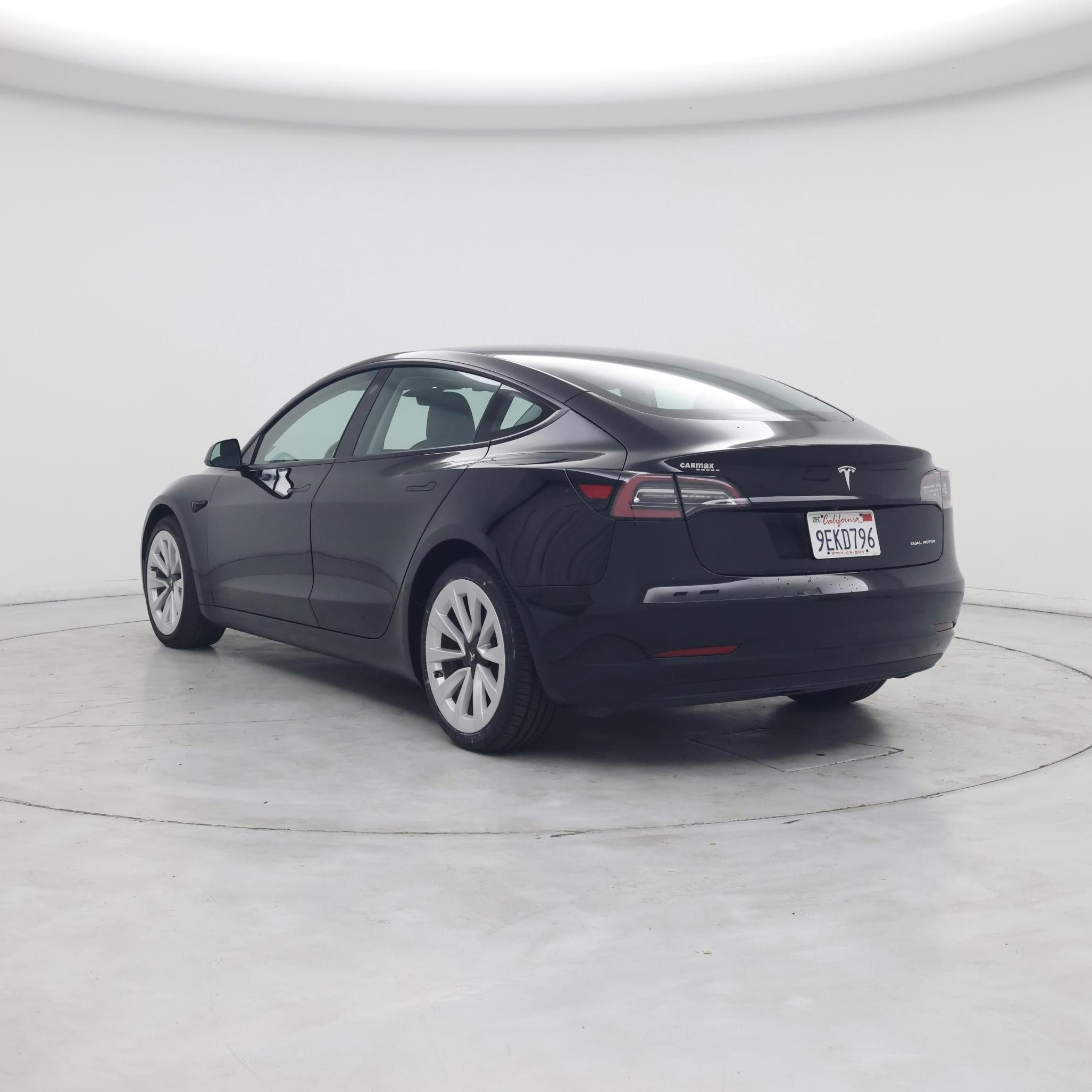 Thumbnail: 2023 Tesla Model 3 - 2