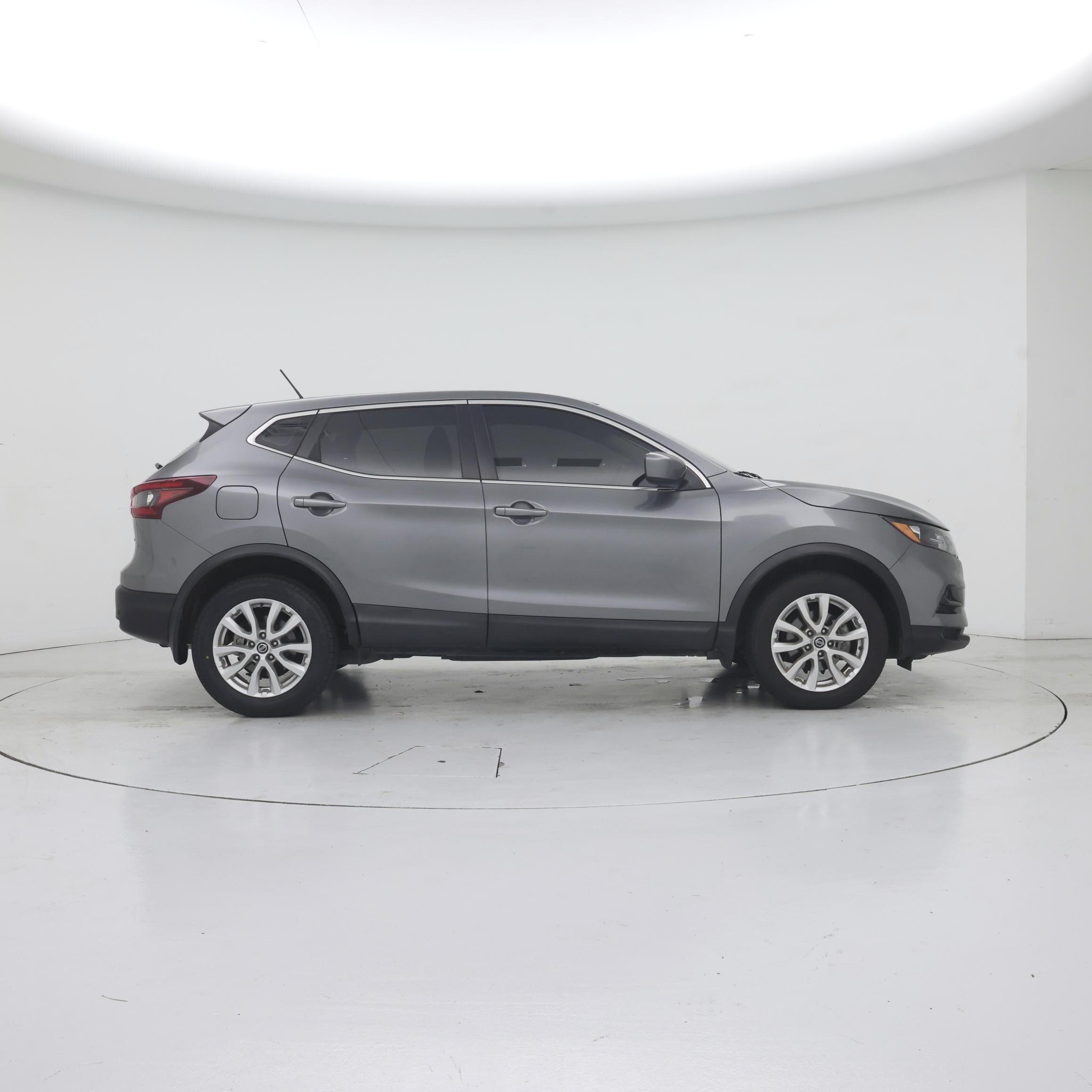 Thumbnail: 2022 Nissan Rogue Sport - 7