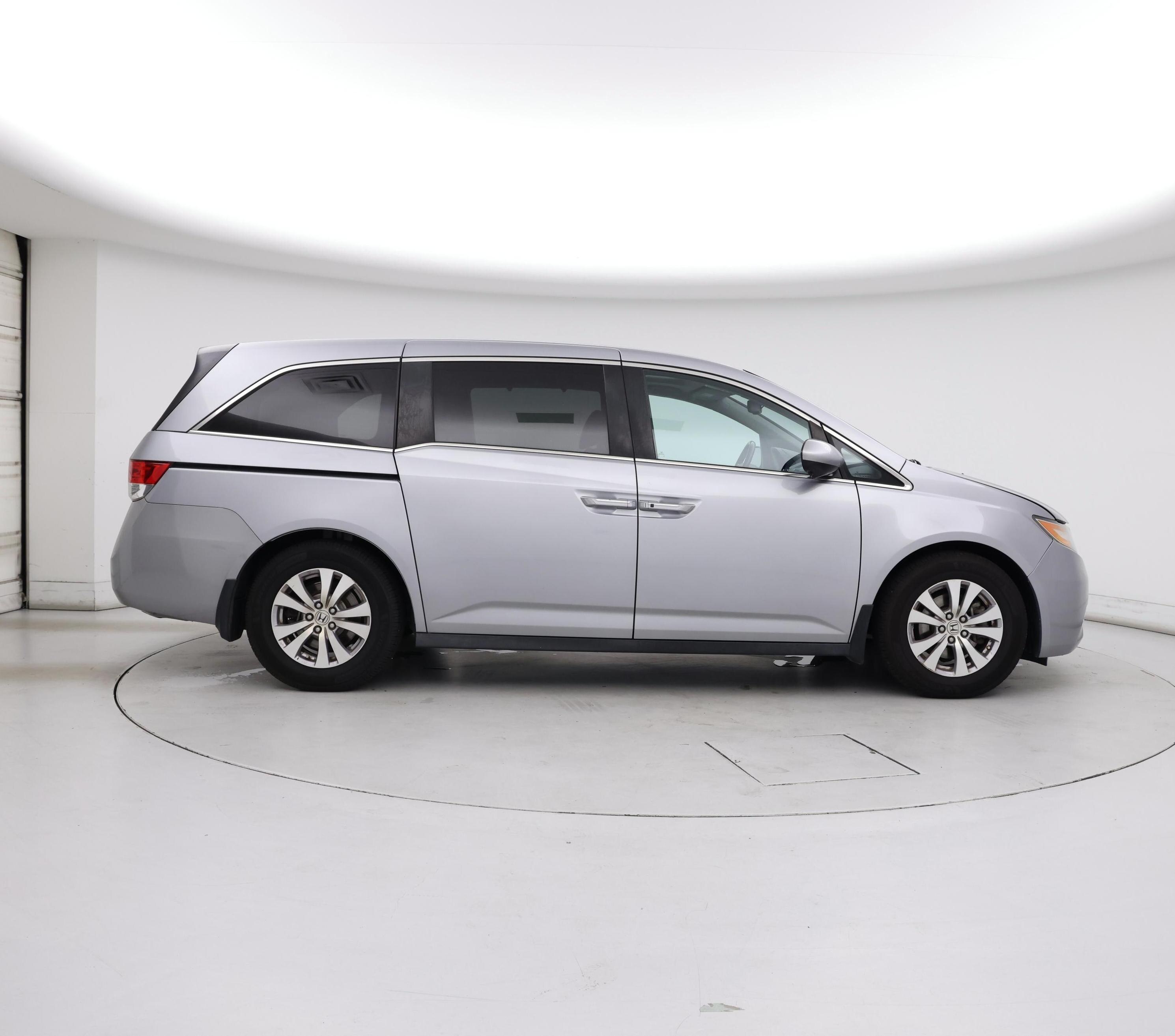 Thumbnail: 2016 Honda Odyssey - 7