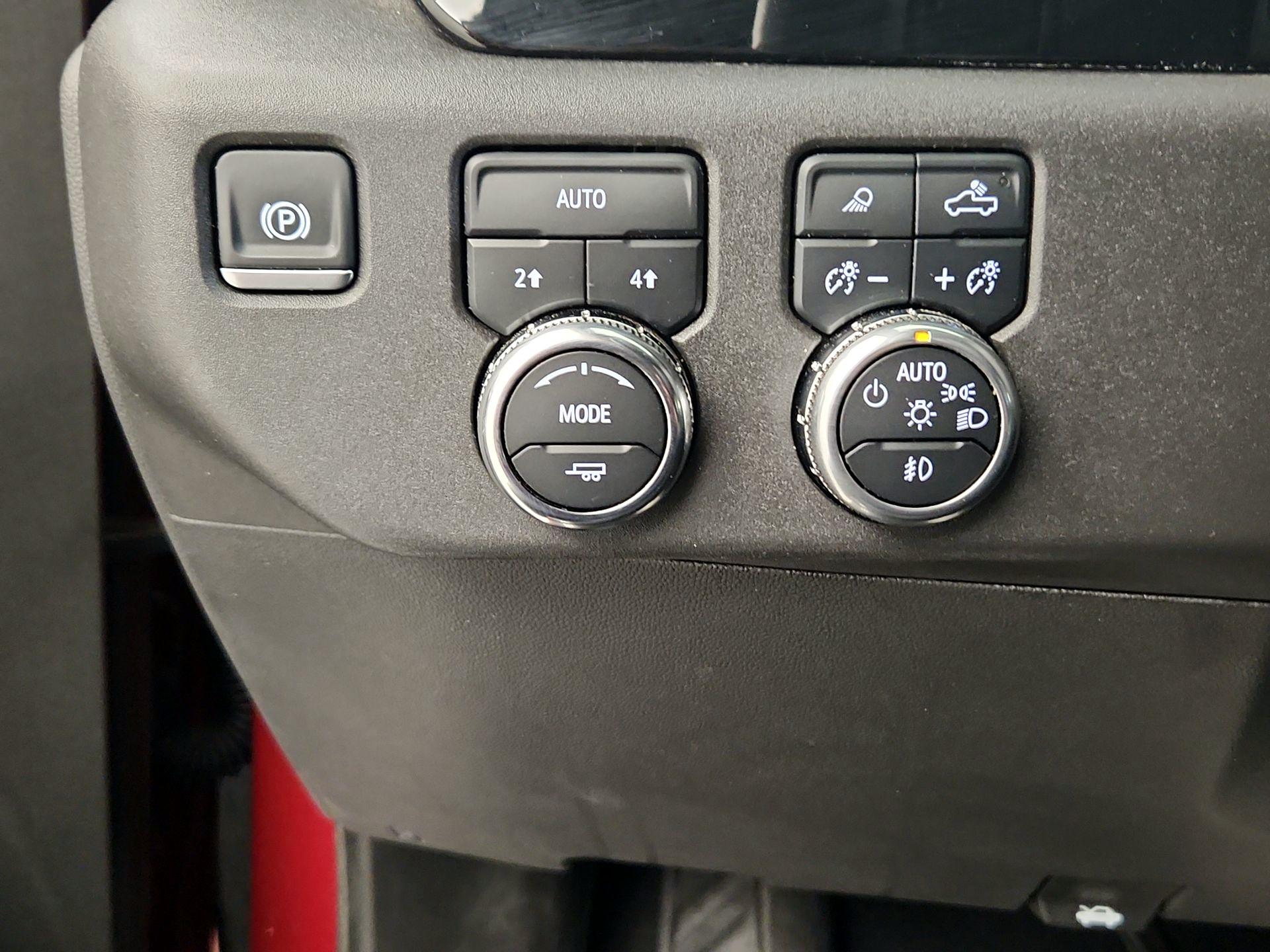 Thumbnail: 2024 GMC Sierra 1500 - 13
