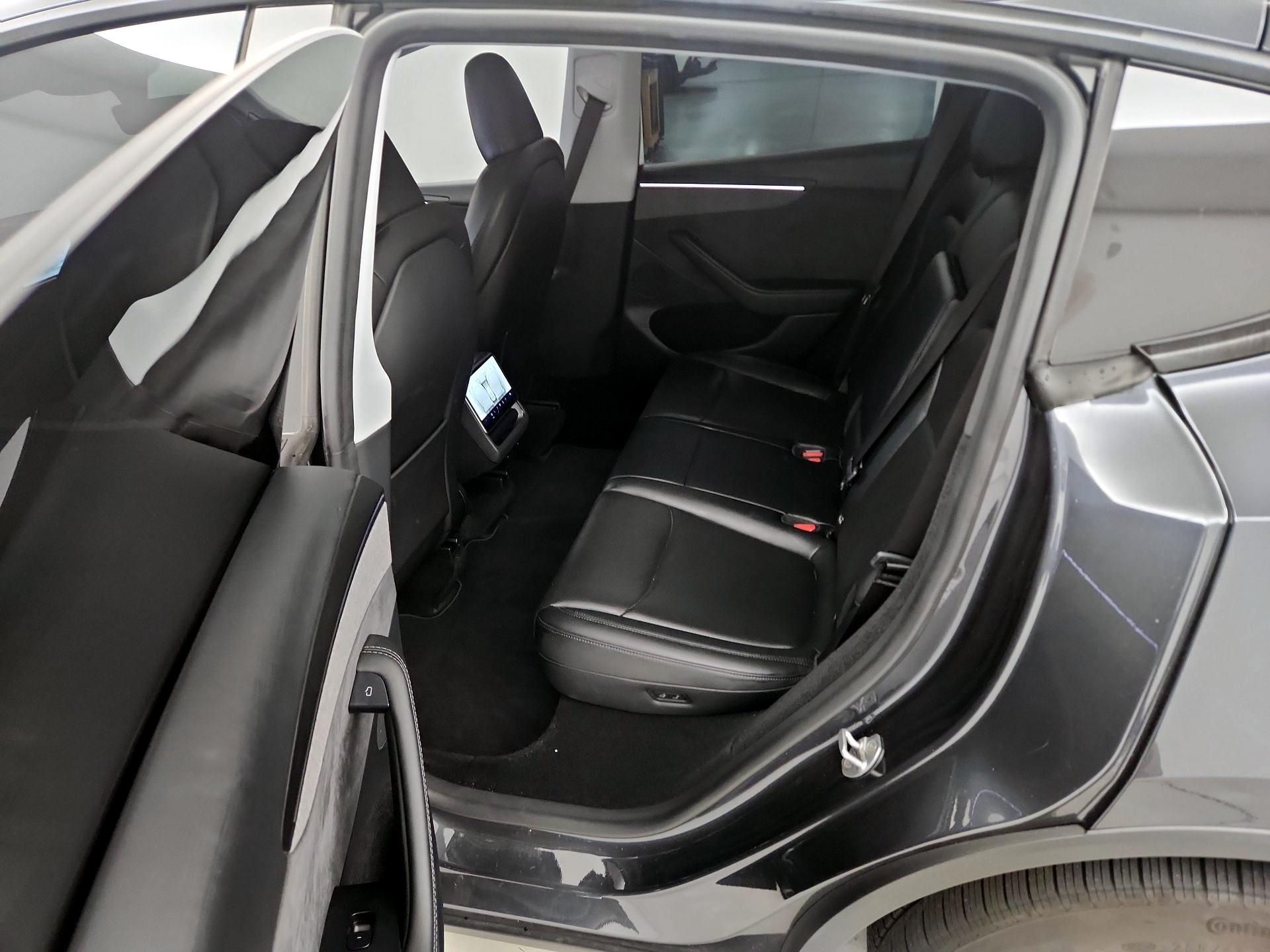 Thumbnail: 2026 Tesla Model Y - 19