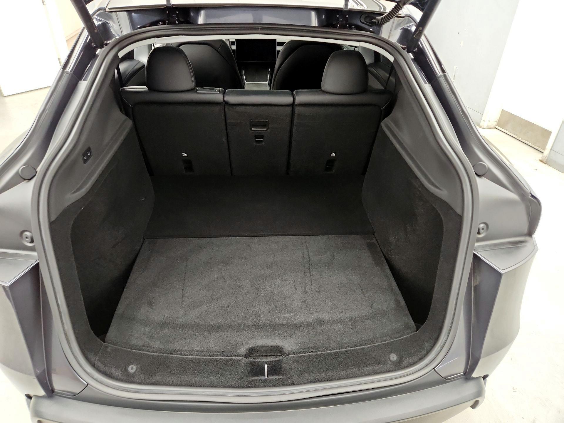 Thumbnail: 2026 Tesla Model Y - 20