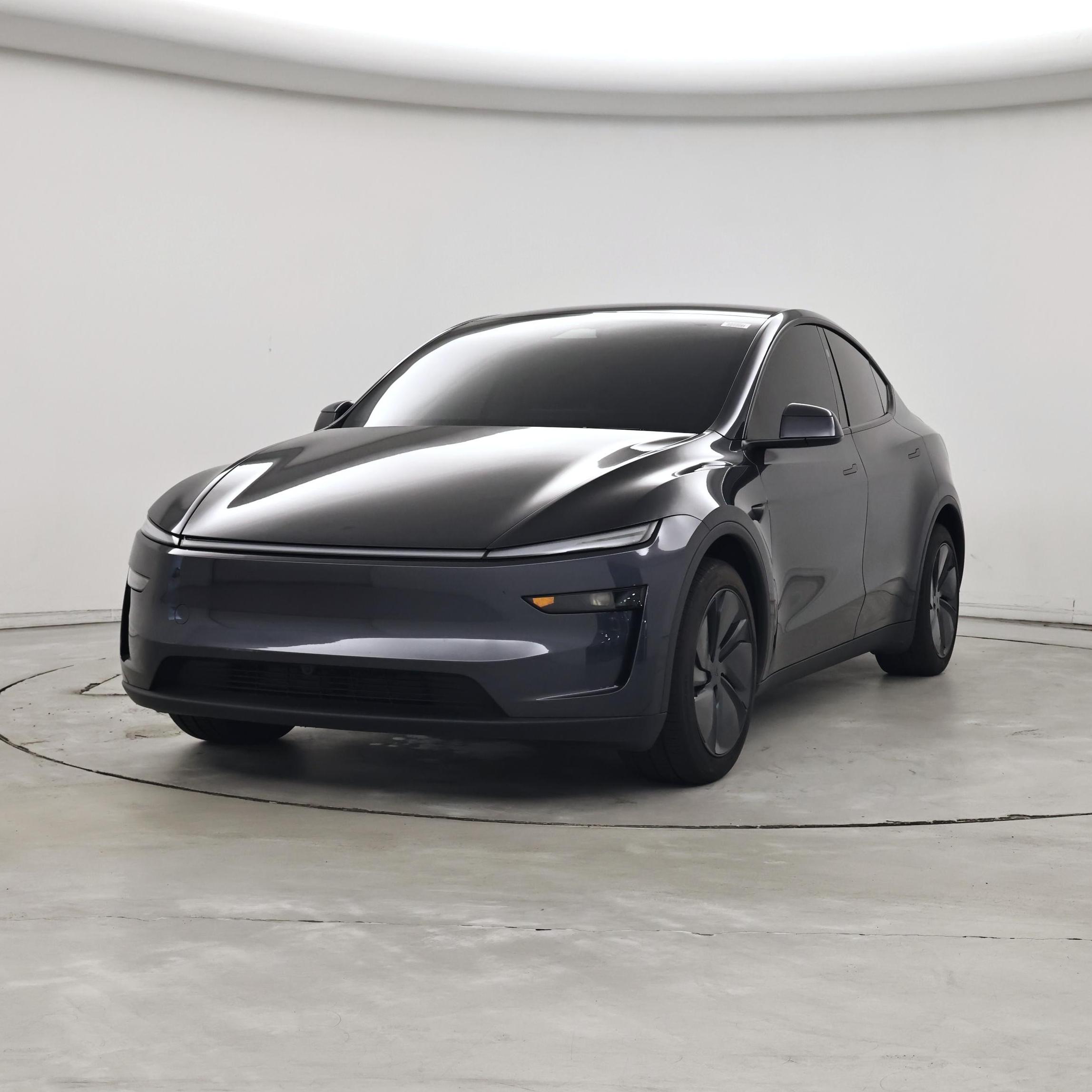 Thumbnail: 2026 Tesla Model Y - 4