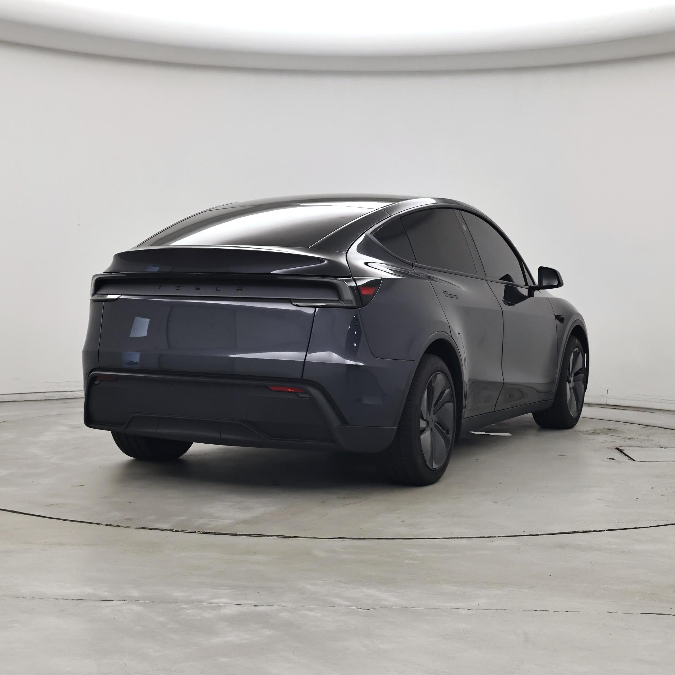 Thumbnail: 2026 Tesla Model Y - 8