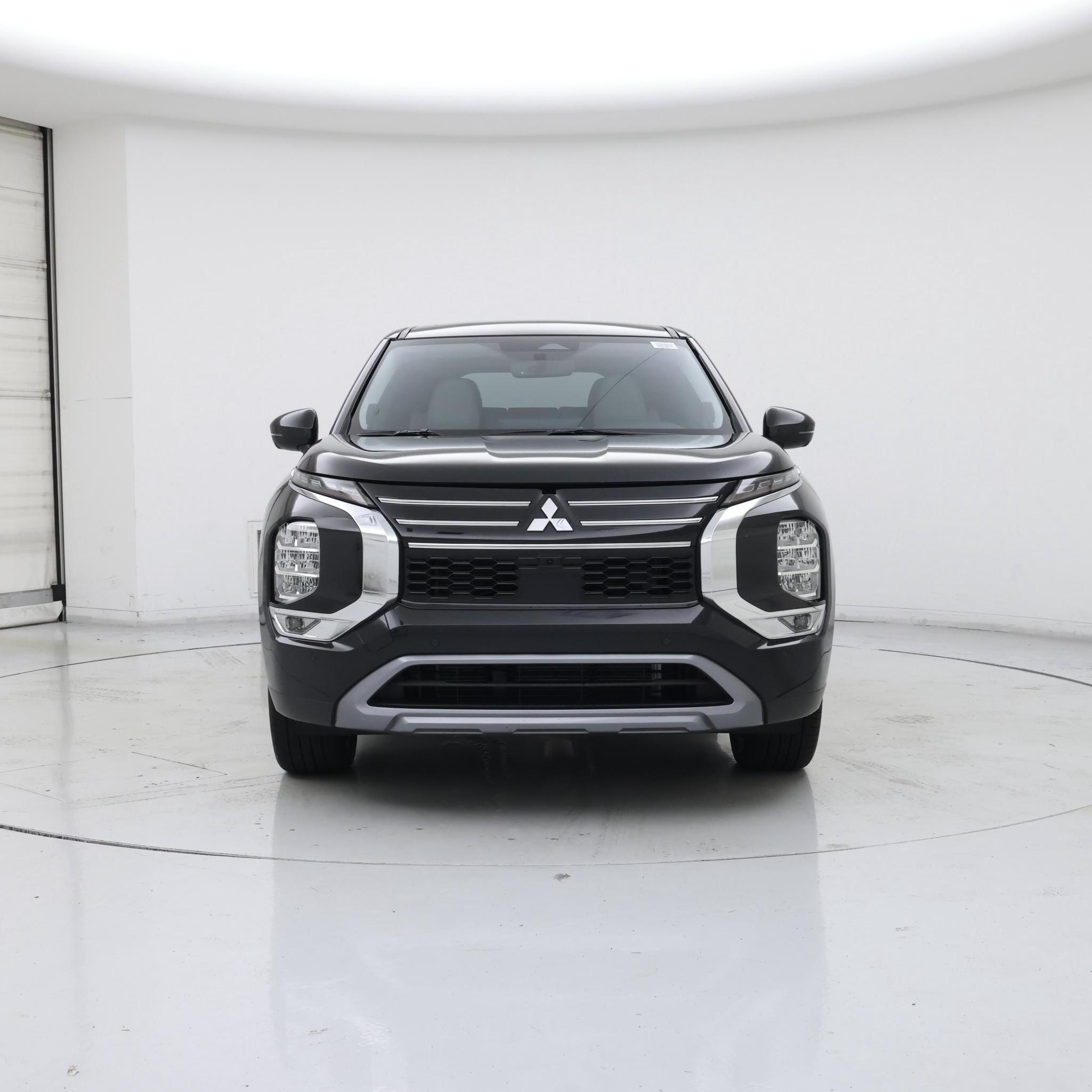 Thumbnail: 2025 Mitsubishi Outlander - 5