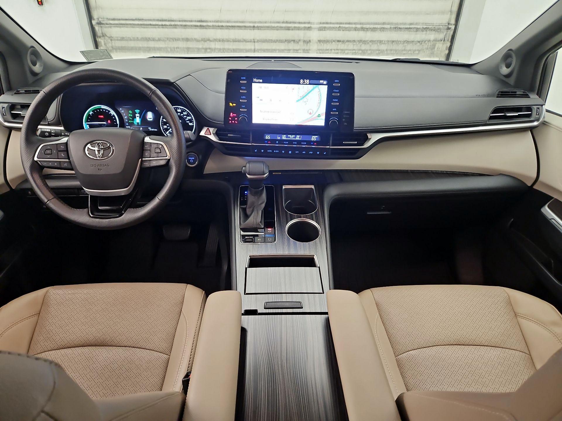 Thumbnail: 2021 Toyota Sienna - 9