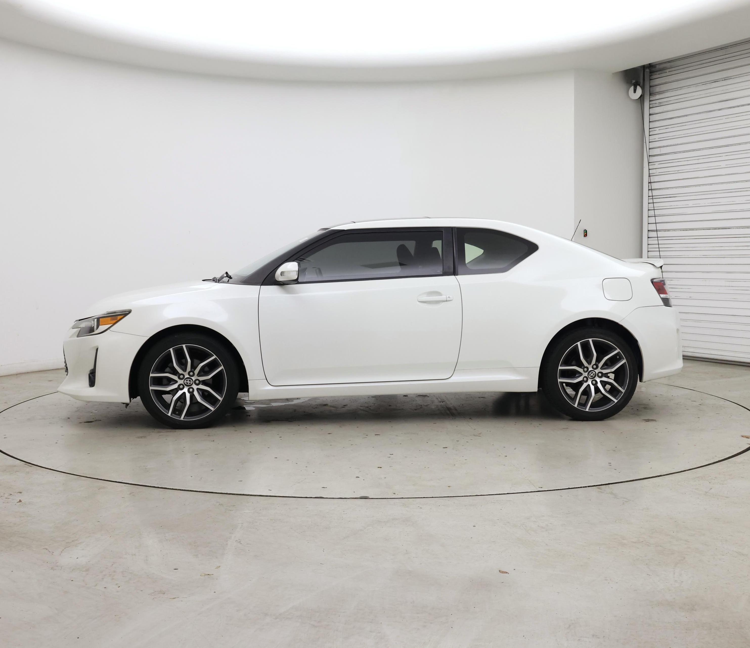 Thumbnail: 2015 Scion tC - 3