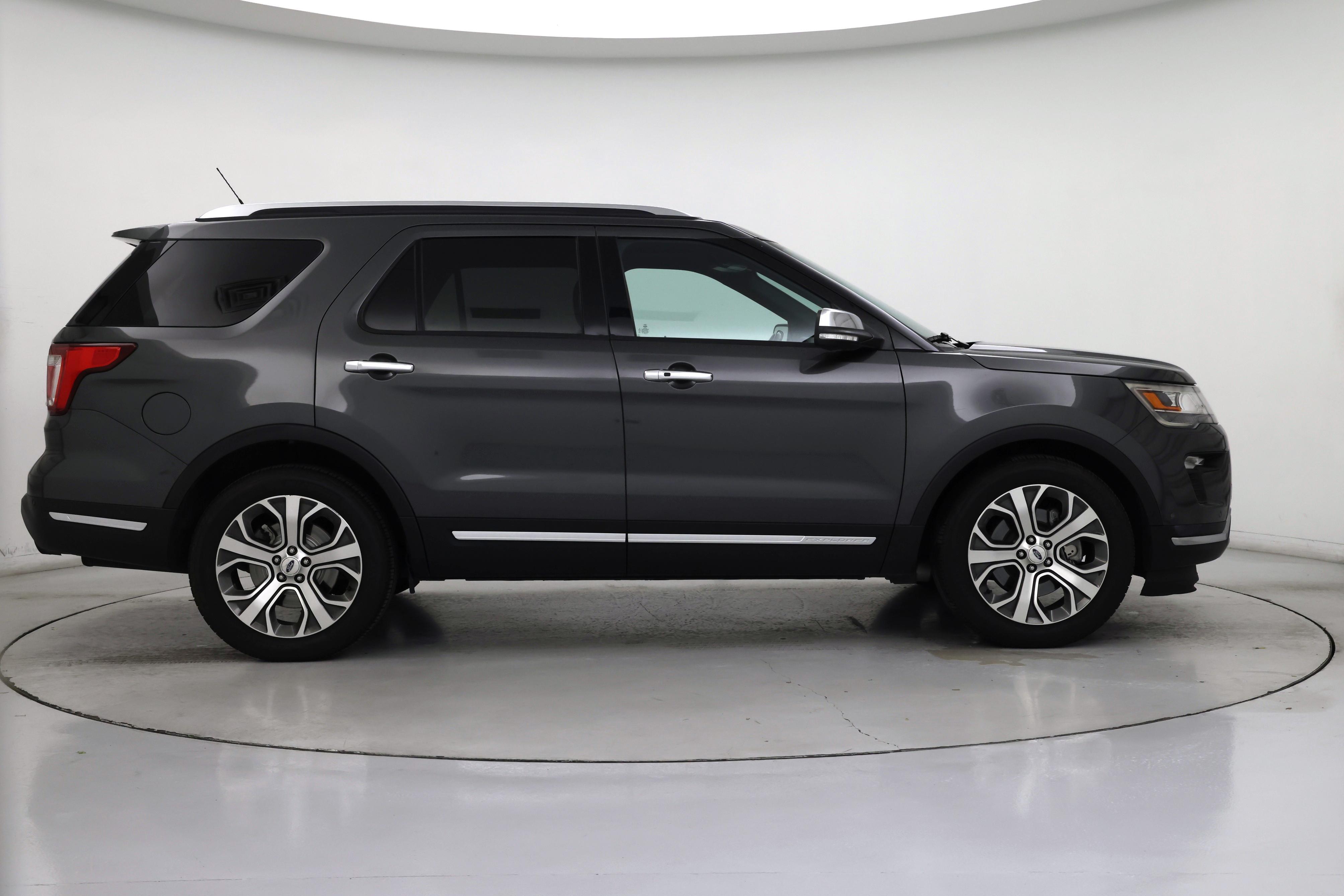 Thumbnail: 2018 Ford Explorer - 7