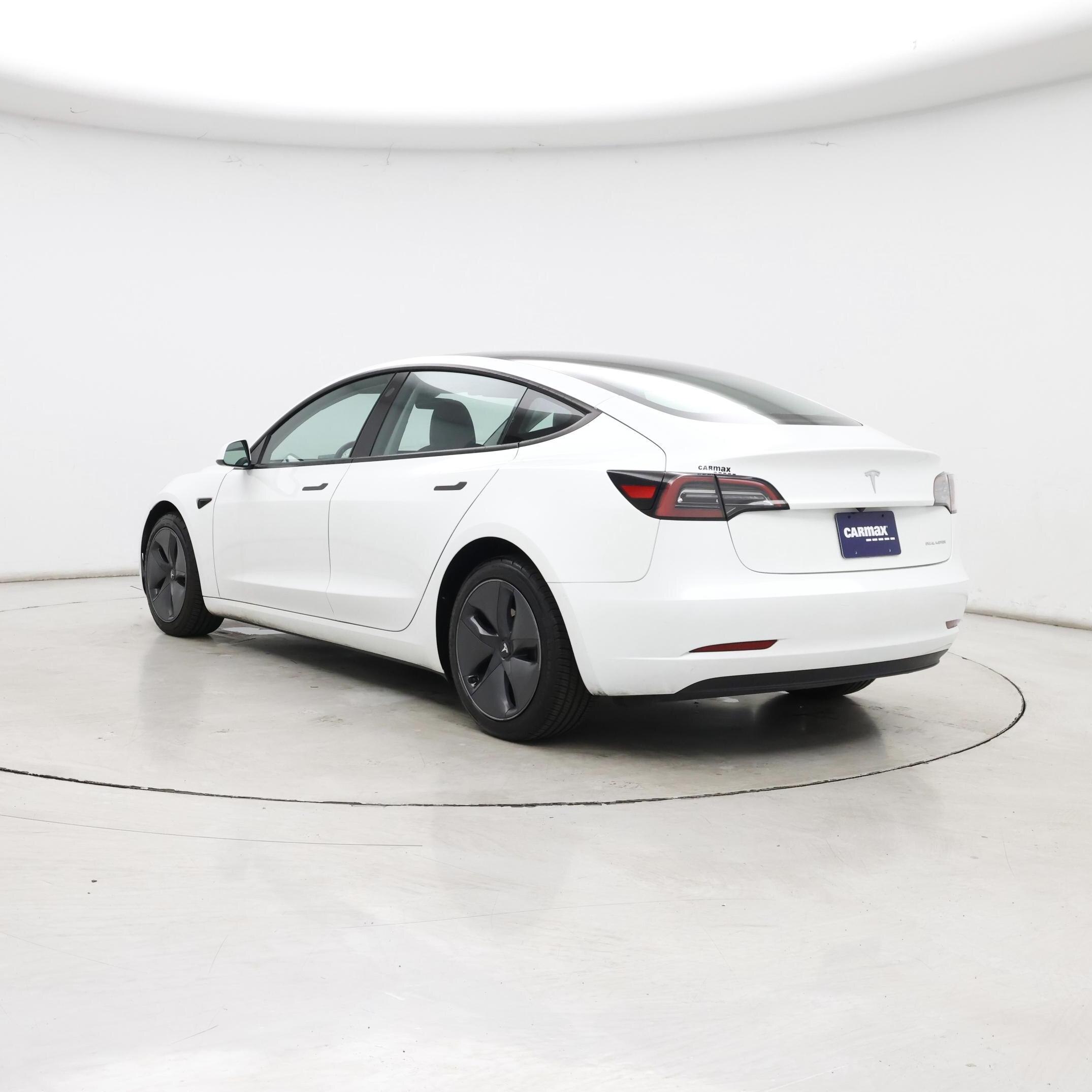 Thumbnail: 2023 Tesla Model 3 - 2