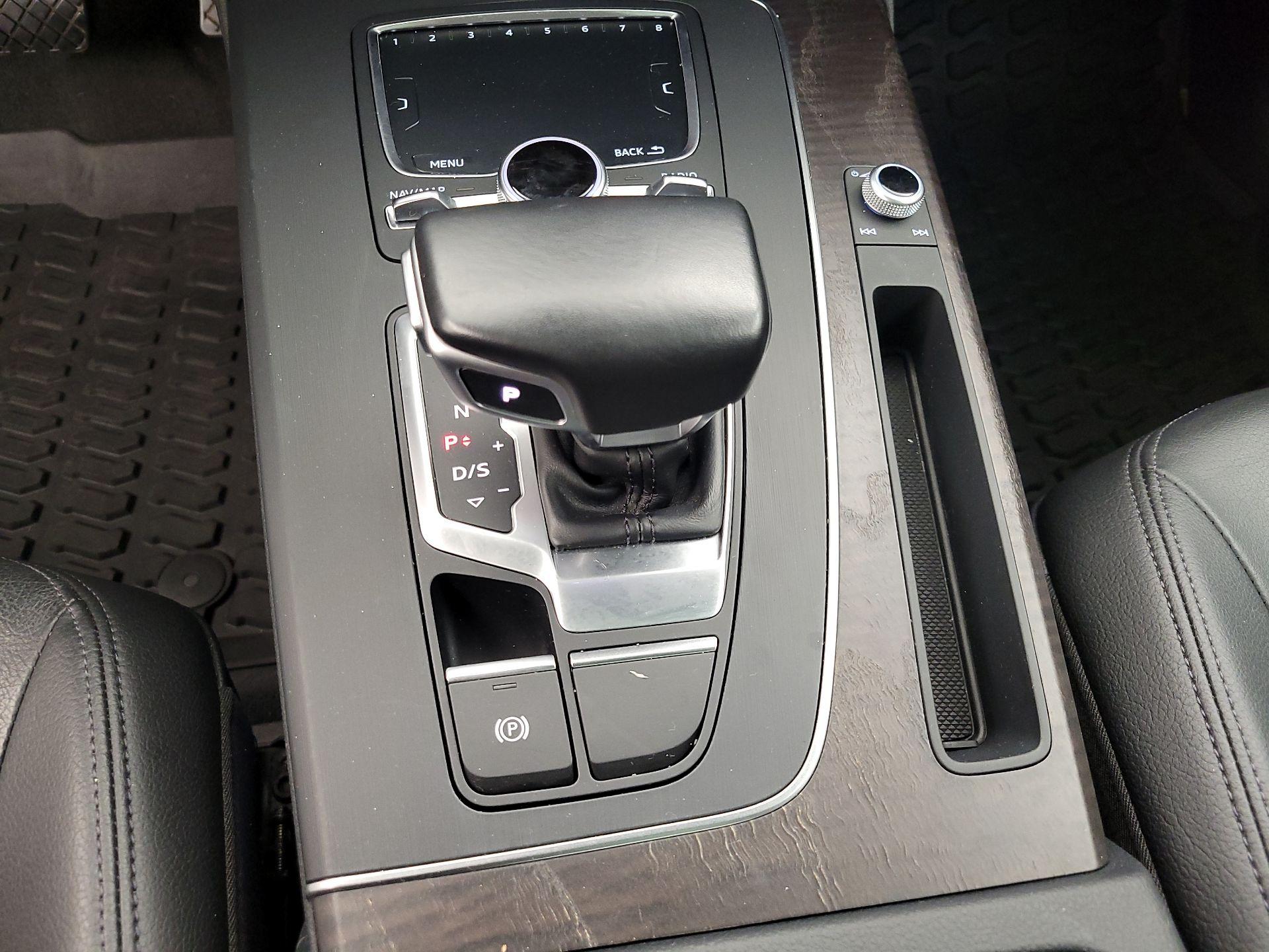Thumbnail: 2018 Audi Q5 - 17