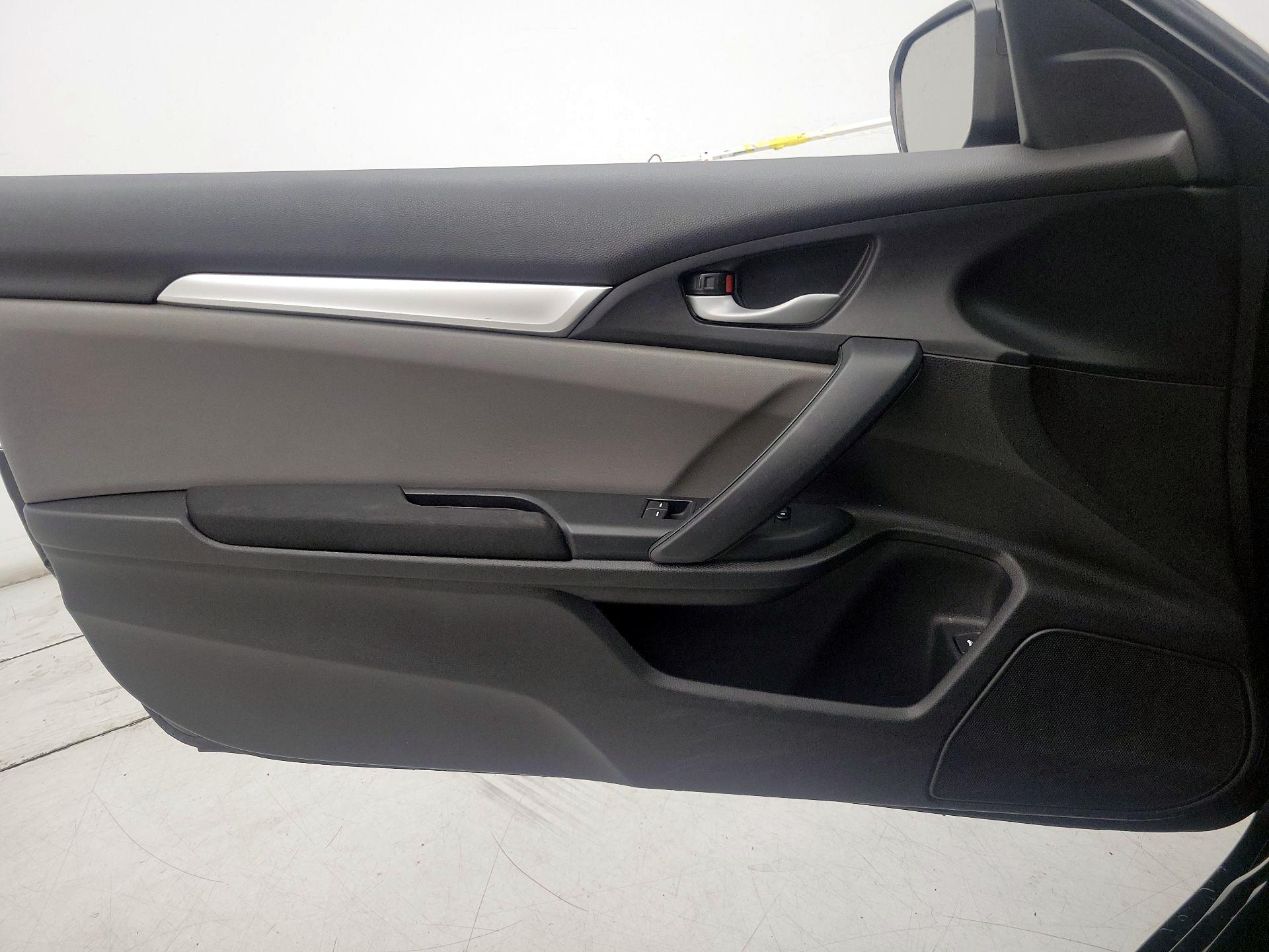 Thumbnail: 2017 Honda Civic - 12
