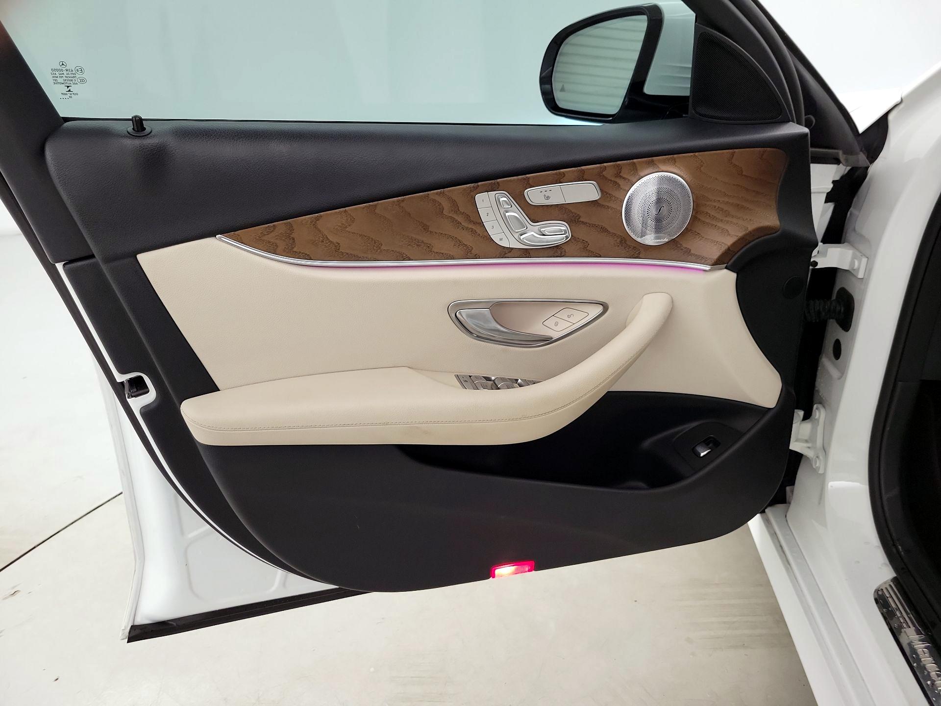 Thumbnail: 2021 Mercedes-Benz E-Class - 12