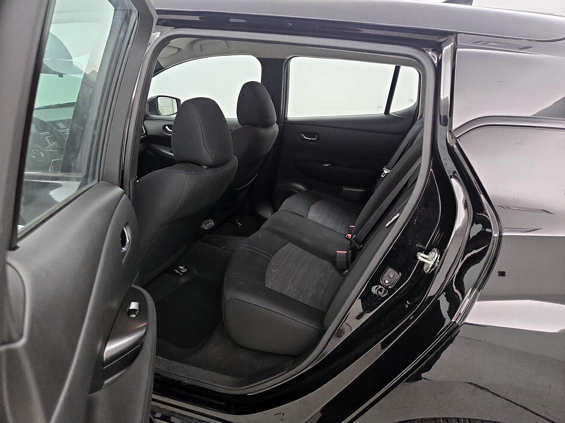 Thumbnail: 2020 Nissan Leaf - 19
