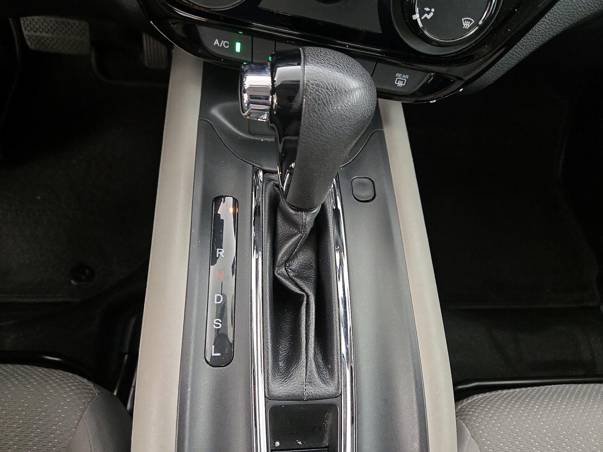 Thumbnail: 2018 Honda HR-V - 17