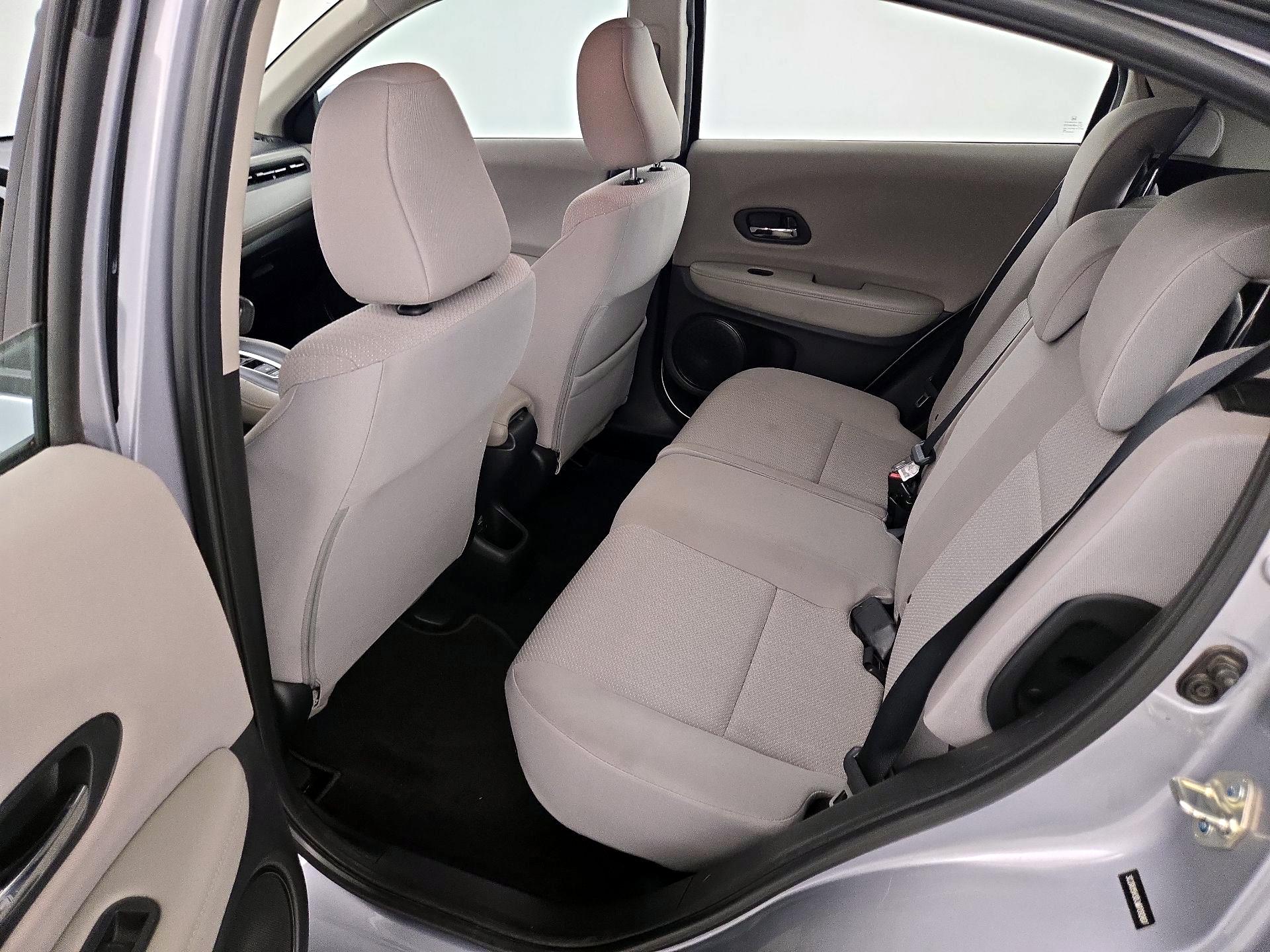 Thumbnail: 2018 Honda HR-V - 19