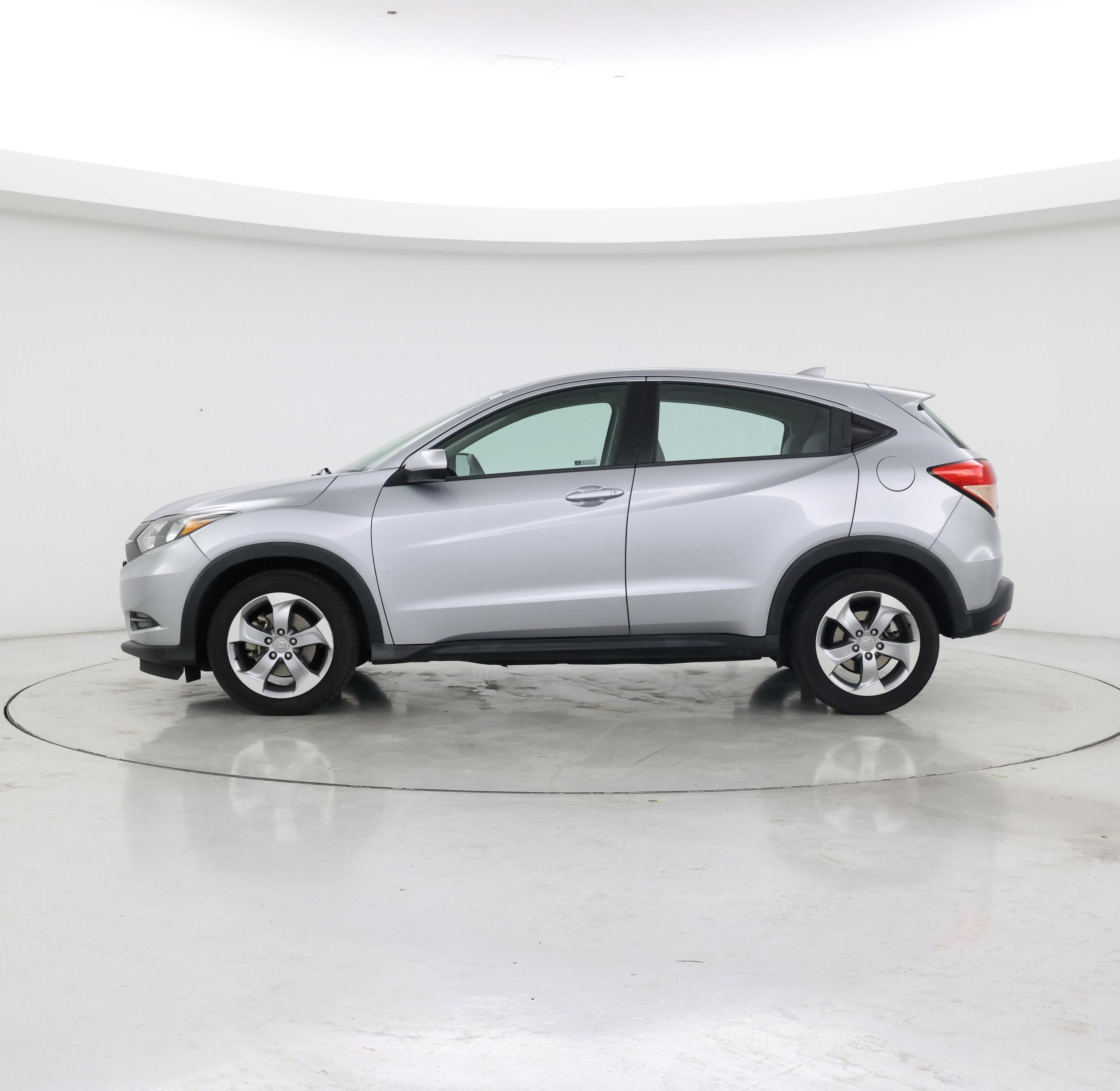 Thumbnail: 2018 Honda HR-V - 3