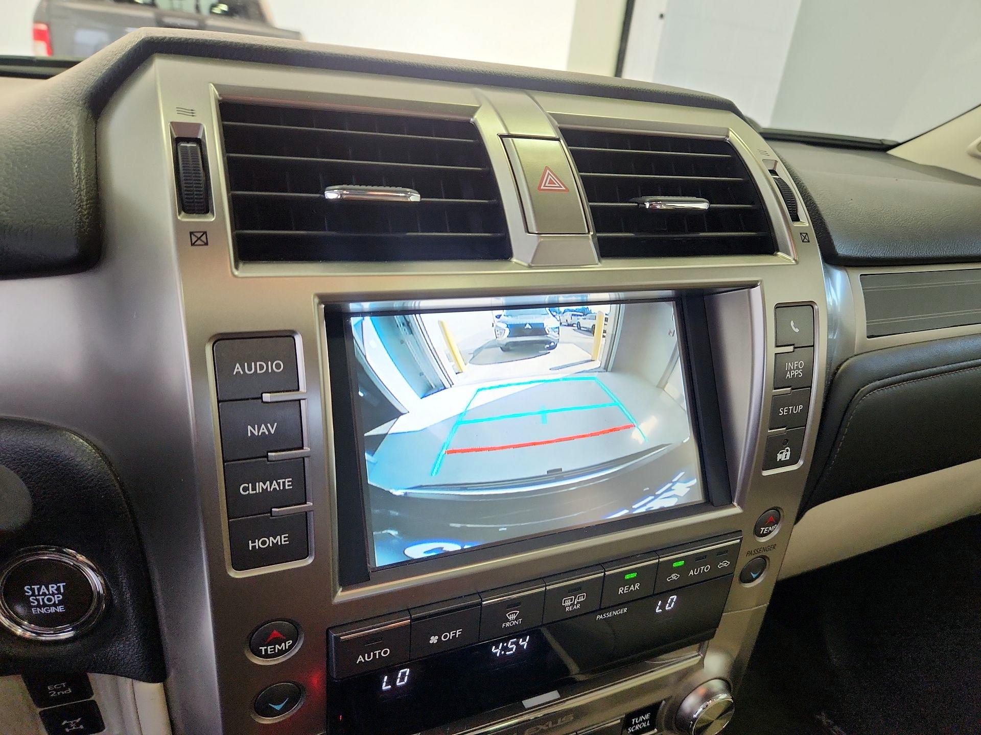 Thumbnail: 2021 Lexus GX - 15