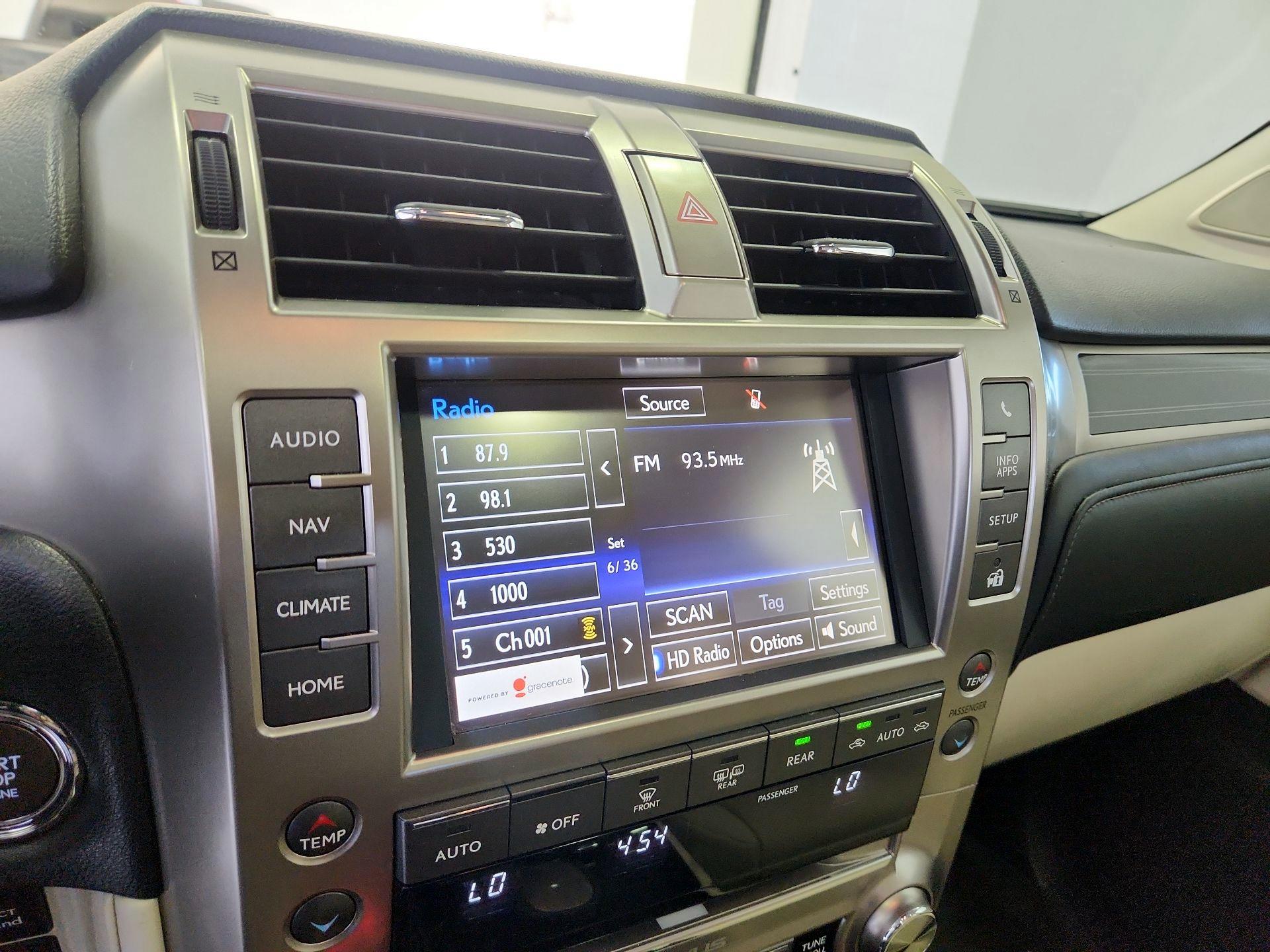 Thumbnail: 2021 Lexus GX - 16