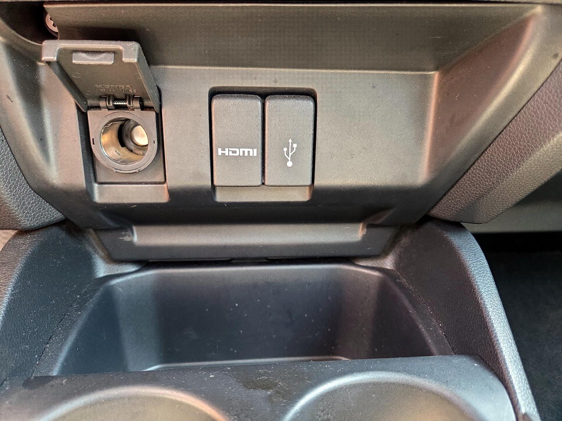 Thumbnail: 2015 Honda Fit - 18