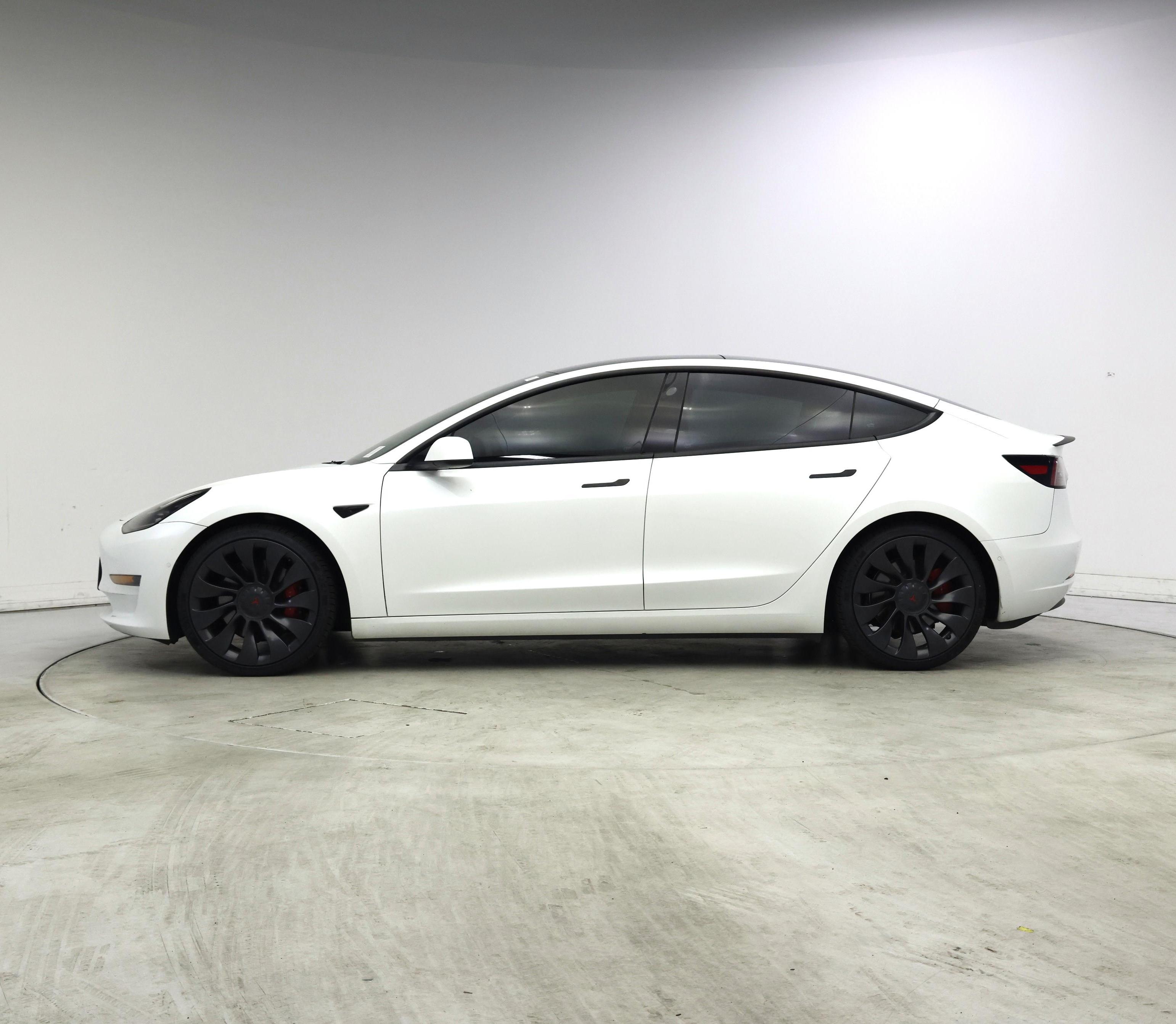 Thumbnail: 2022 Tesla Model 3 - 3