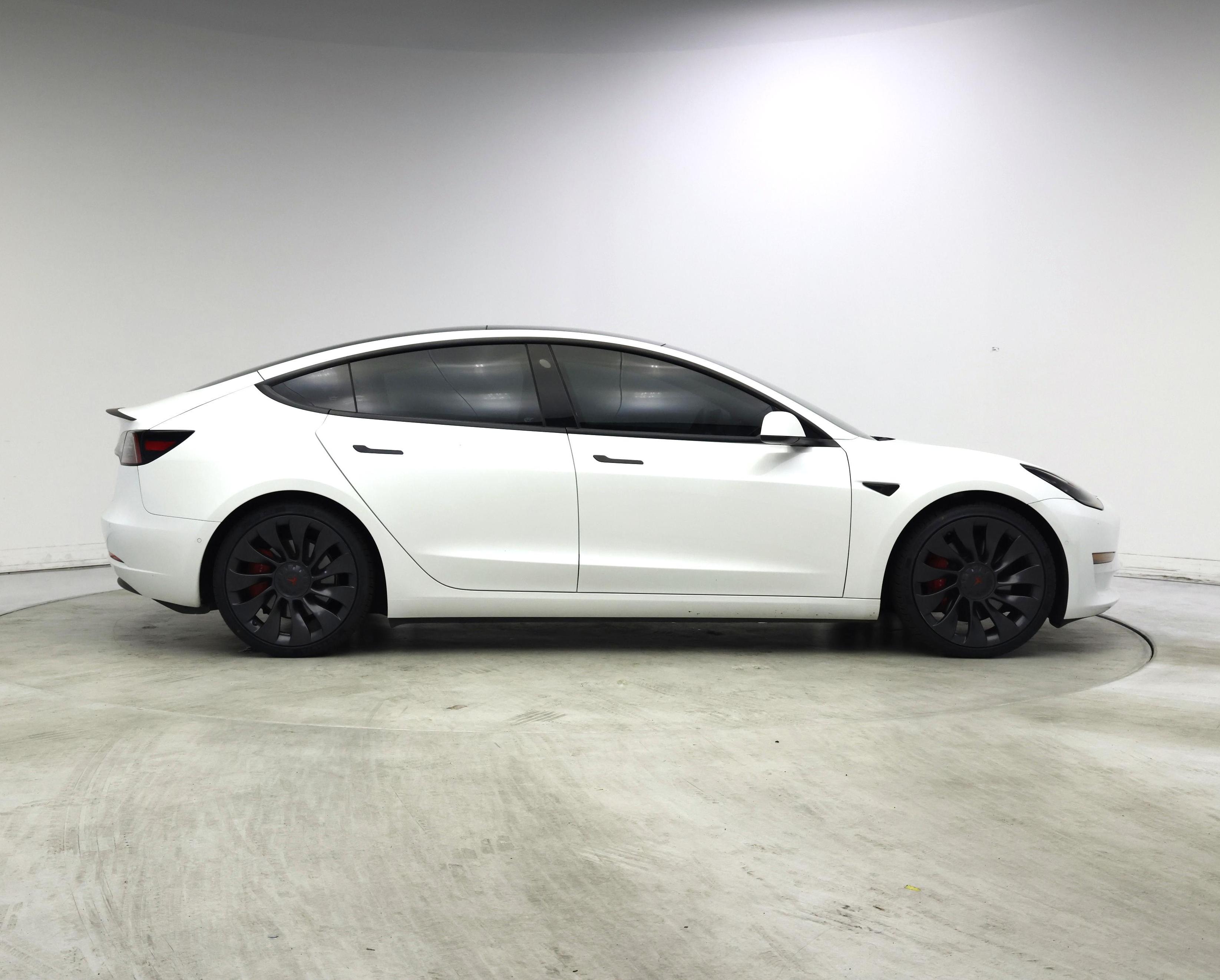 Thumbnail: 2022 Tesla Model 3 - 7