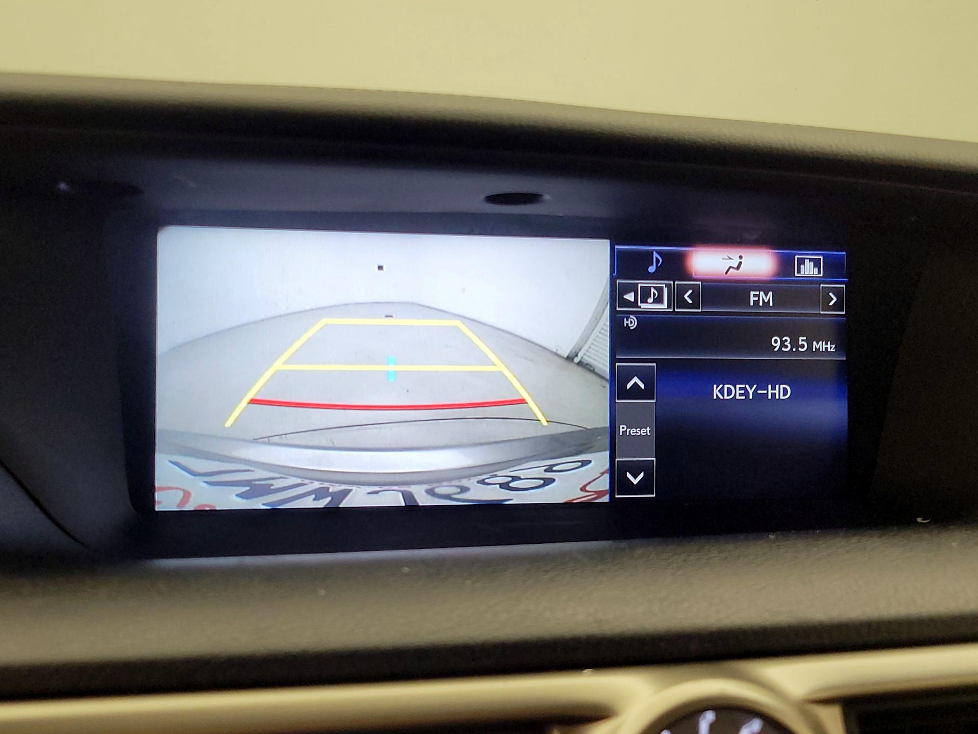 Thumbnail: 2015 Lexus GS - 15