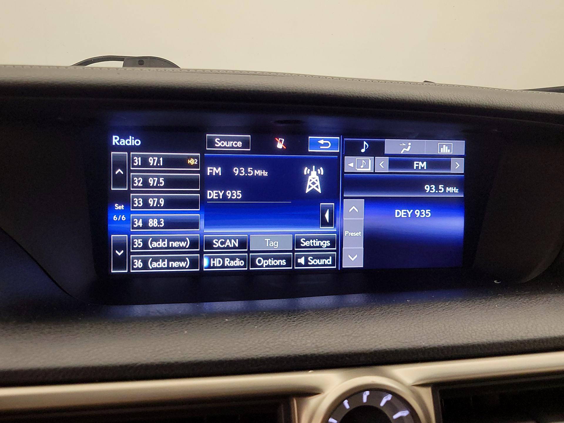 Thumbnail: 2015 Lexus GS - 16