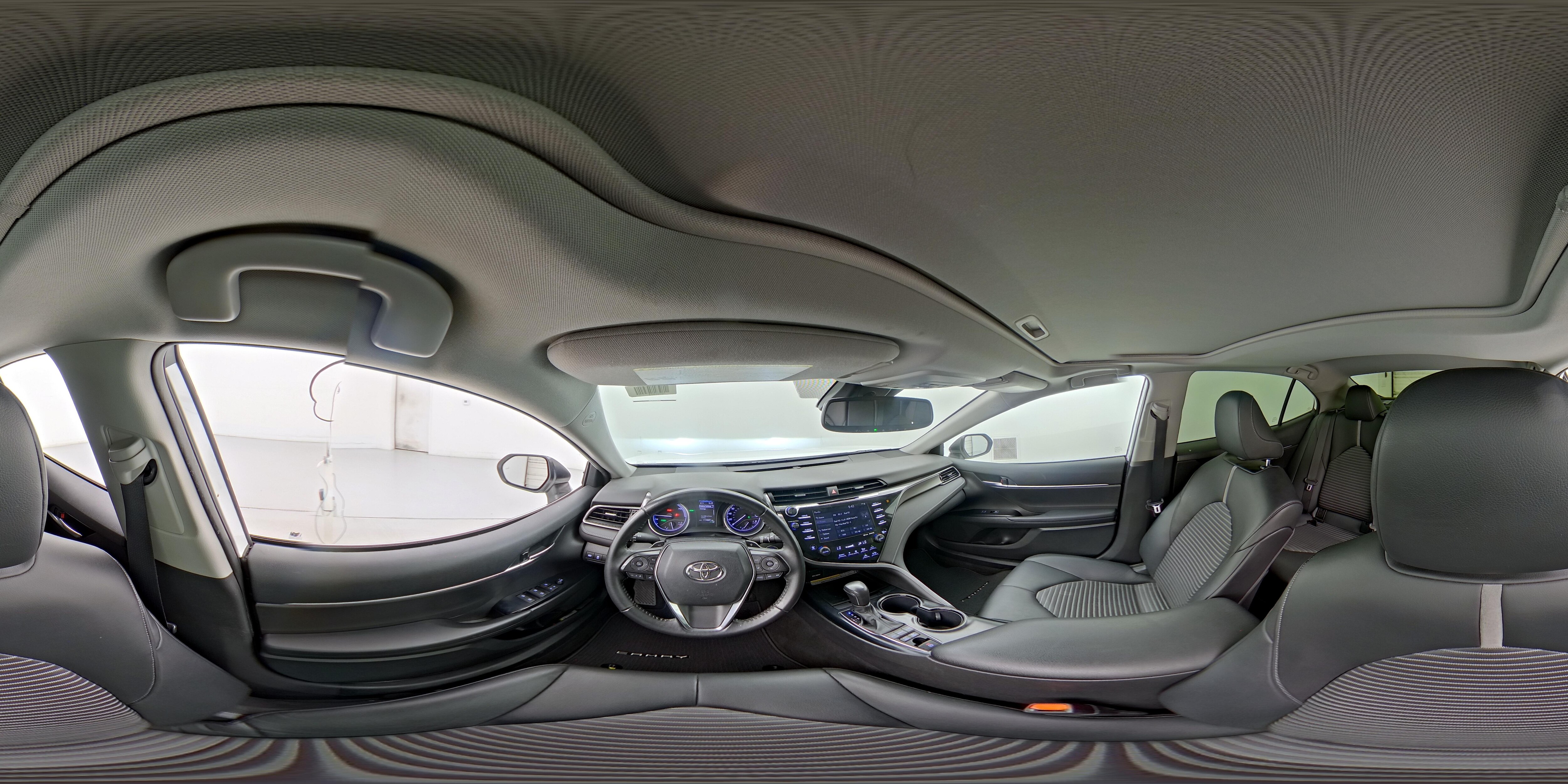 2020 Toyota Camry SE - Photo 26